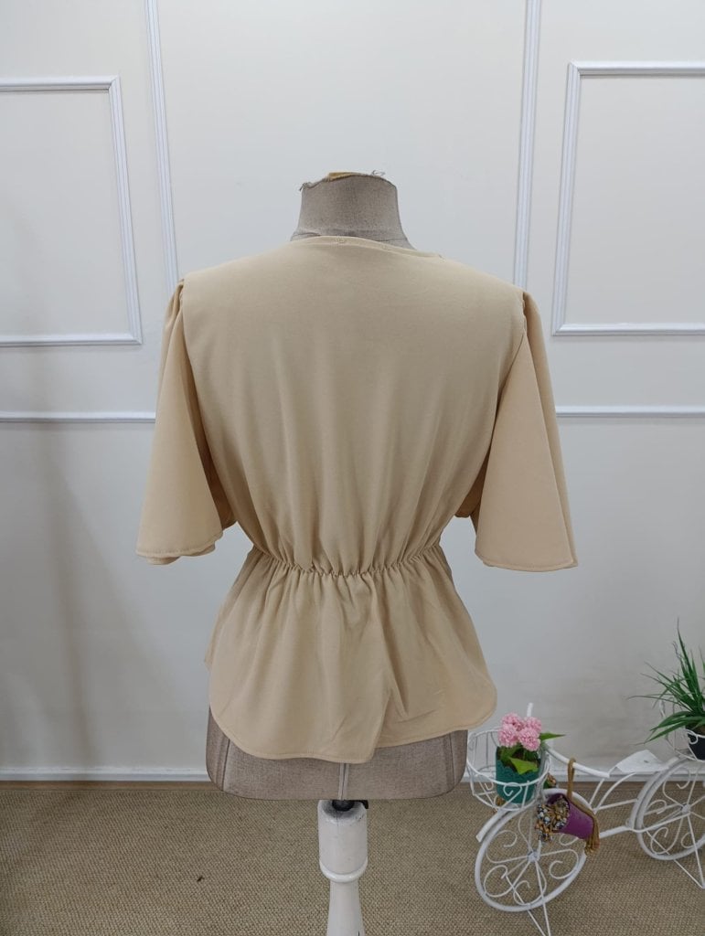 Women's Short-Sleeve Button-Front Crepe Blouse - Beige - Janes - by Peralane - photo 7