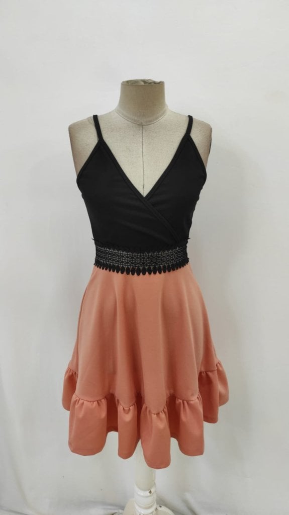 Women's Sleeveless V-Neck Wrap Dress with Lace Trim and Ruffled Hem, Black and Peach - Janes - by Peralane - photo 5