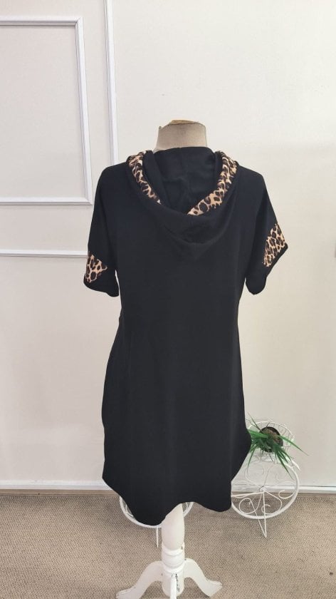 Women's Black Short-Sleeve Hooded Dress with Leopard Print Trim - Janes - by Peralane - photo 7