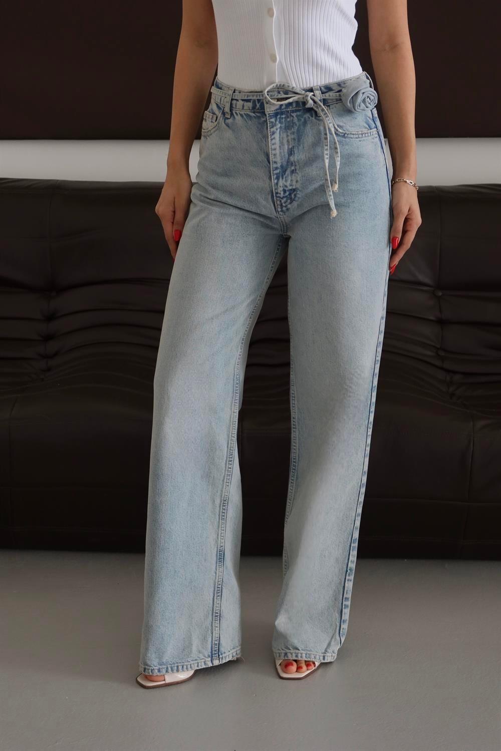 High Waist Wide Leg Denim Trousers with Belt and Rose Brooch Detail - Lacarino Jeans - by Peralane