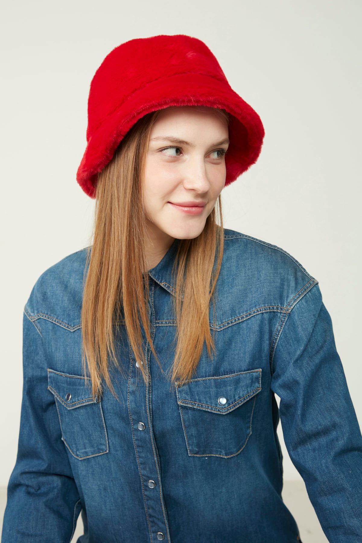 Red Plush Bucket Hat - Nesvay - by Peralane