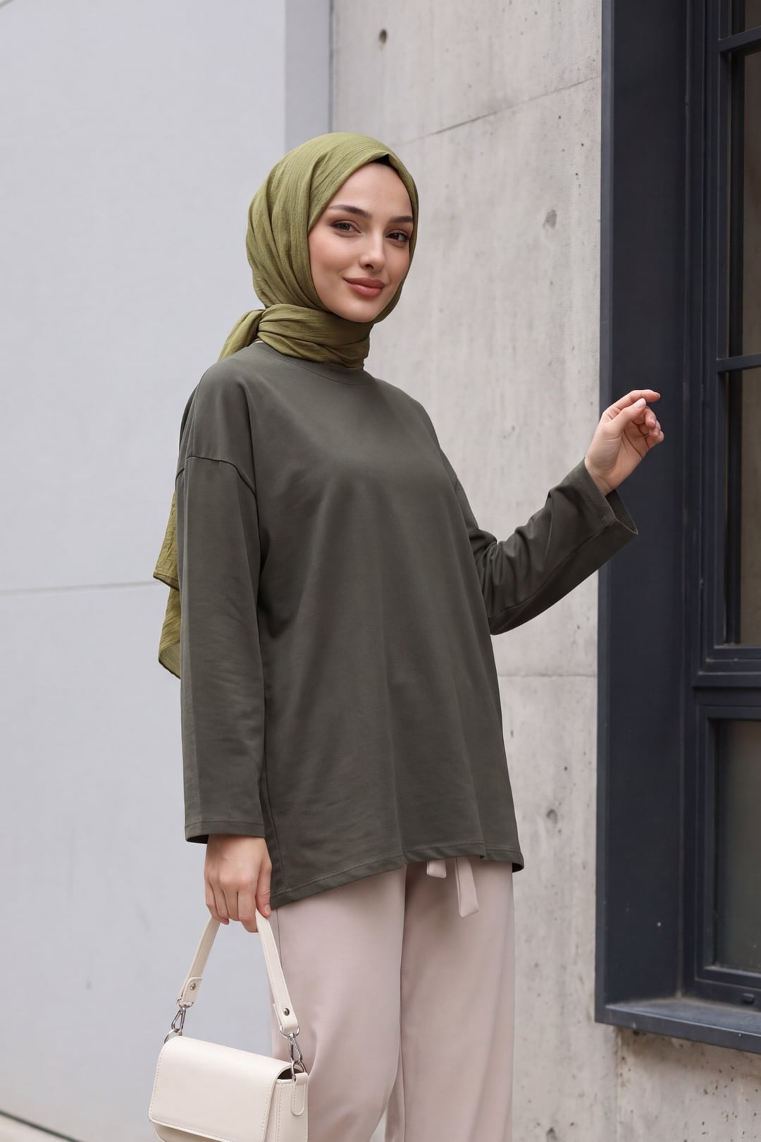 Round Neck Oversized Jersey Tunic in Olive Green - Podyumplus - by Peralane