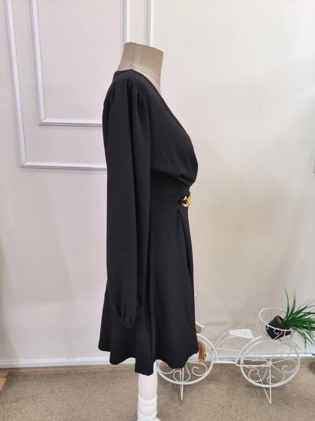 Women's Long Sleeve Wrap Collar Chain Detail Short Shimmer Crepe Dress - Janes - by Peralane - photo 7