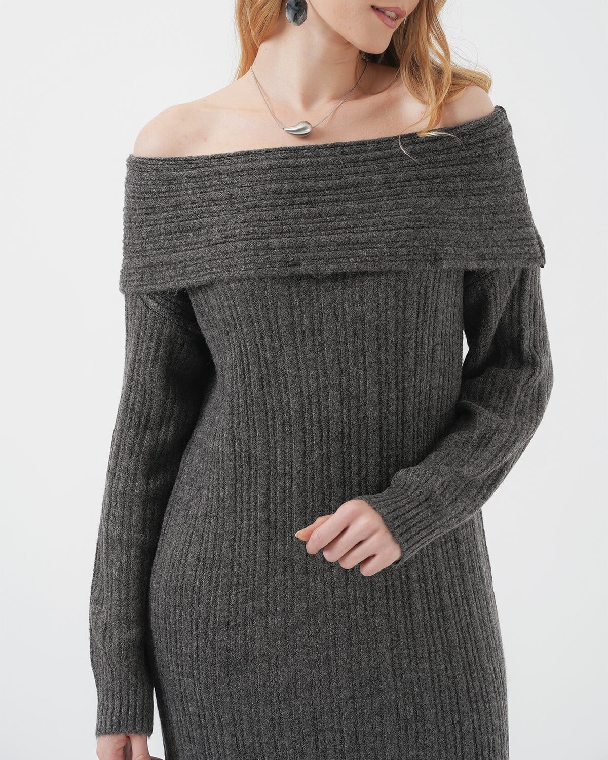 Madonna Collar Oversized Ribbed Knit Dress - Anthracite - Bigdart - by Peralane - photo 2