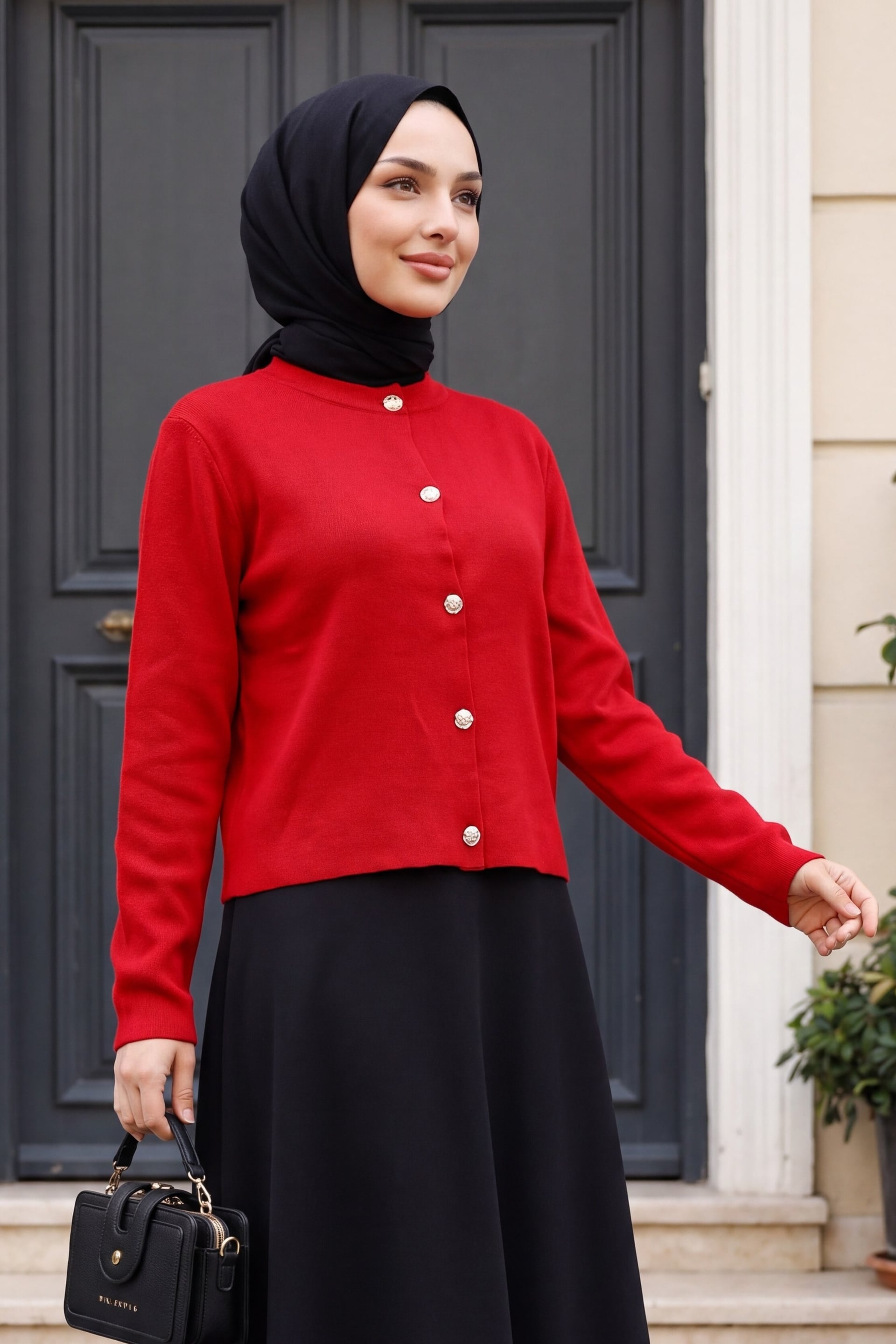 Buttoned Round Neck Knit Cardigan - Red - Podyumplus - by Peralane - photo 2