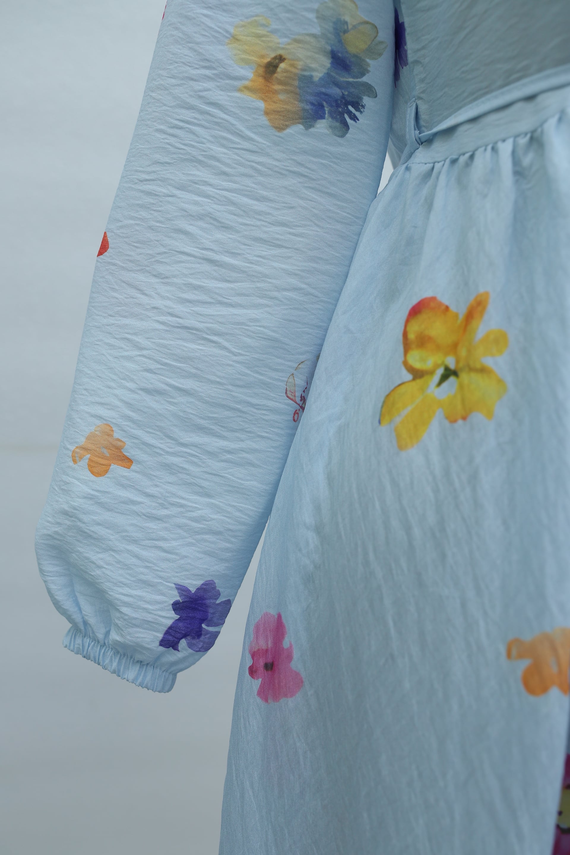 Floral Print Half-Button Belted Midi Dress with Elasticated Cuffs - Light Blue - Podyumplus - by Peralane - photo 8