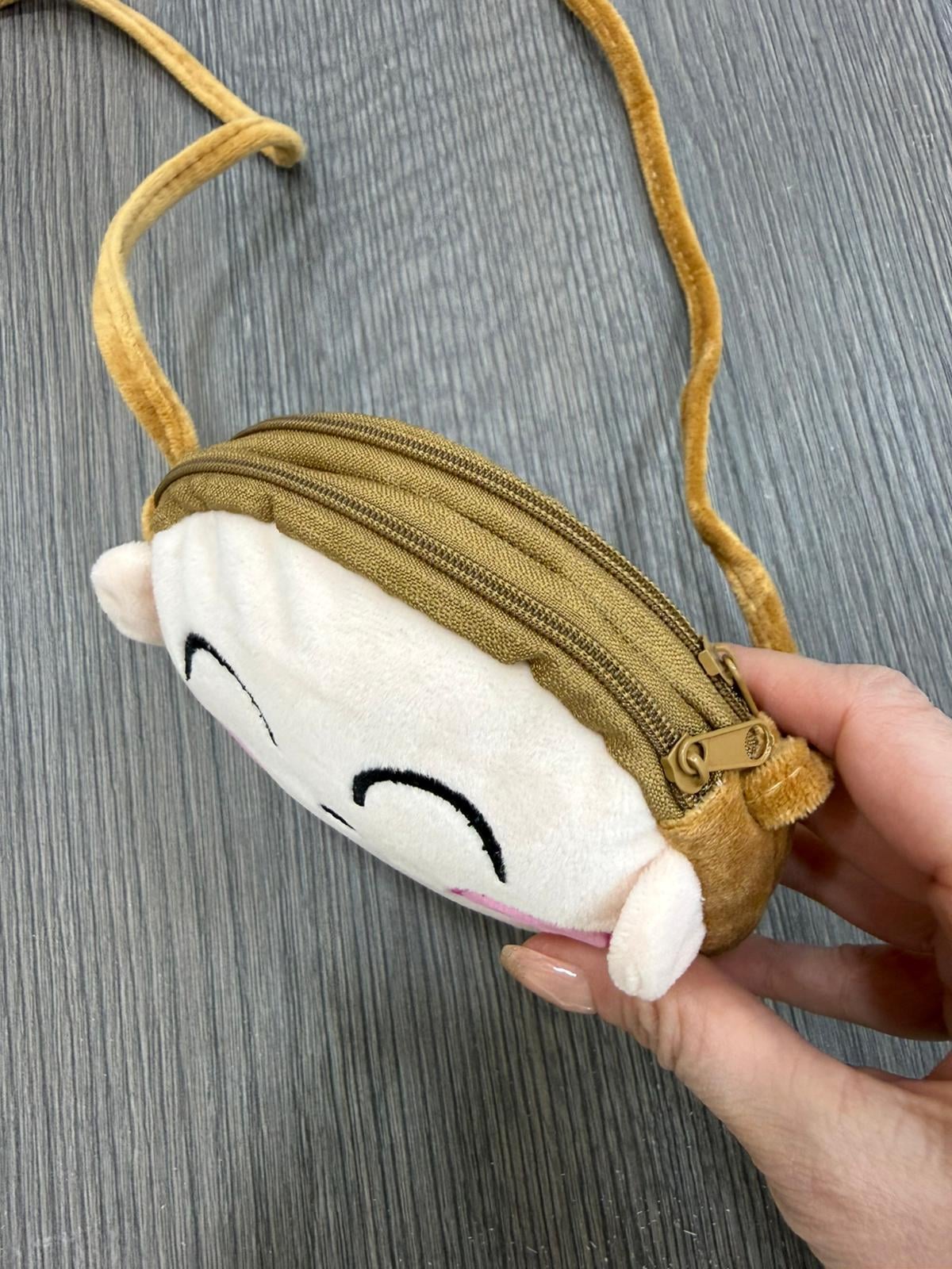 Ecru Kids Monkey Face Plush Shoulder Bag - Nesvay - by Peralane - photo 4