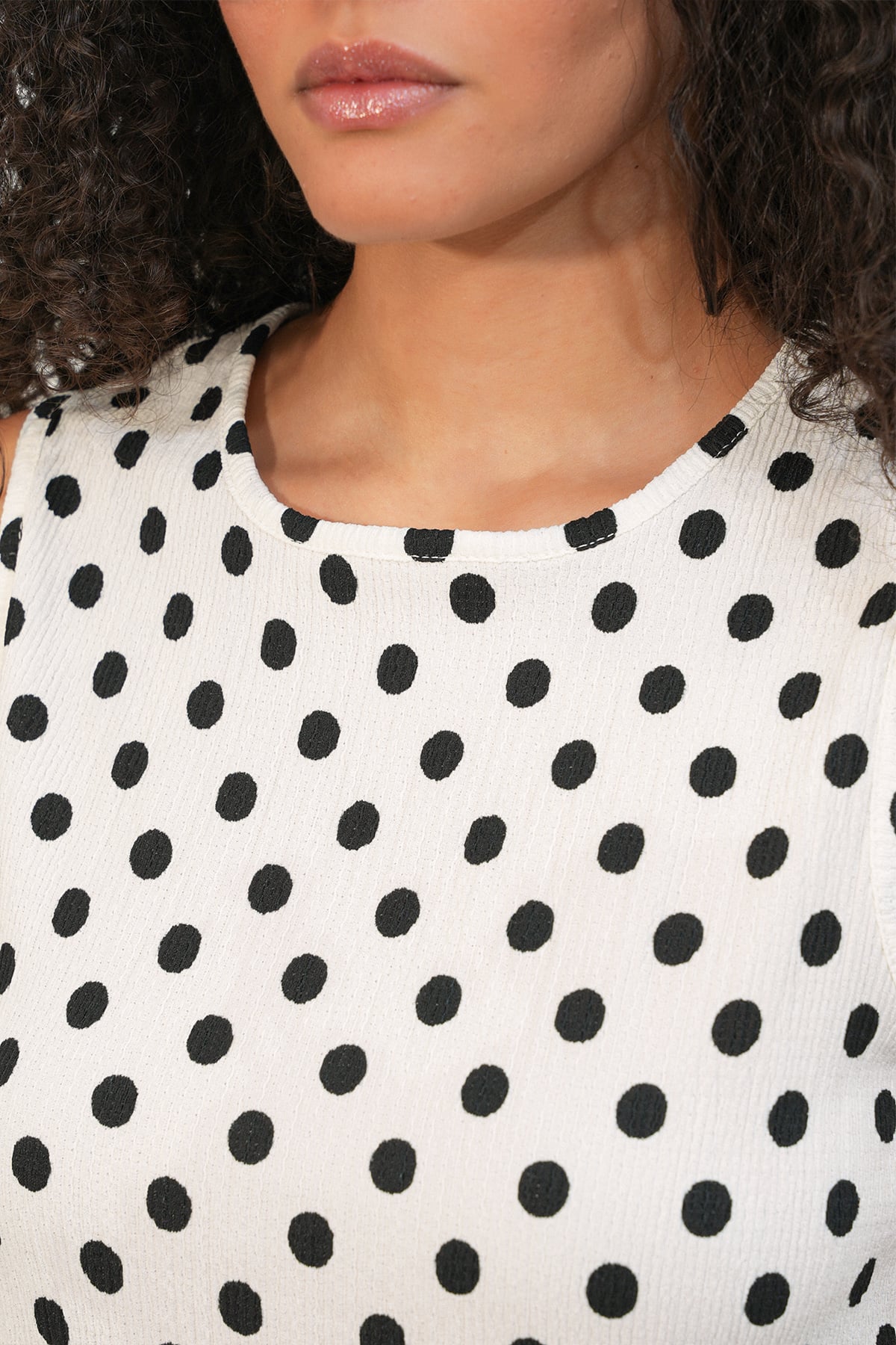 Women's Sleeveless Polka Dot Blouse 40021 - White - Bigdart - by Peralane - photo 4