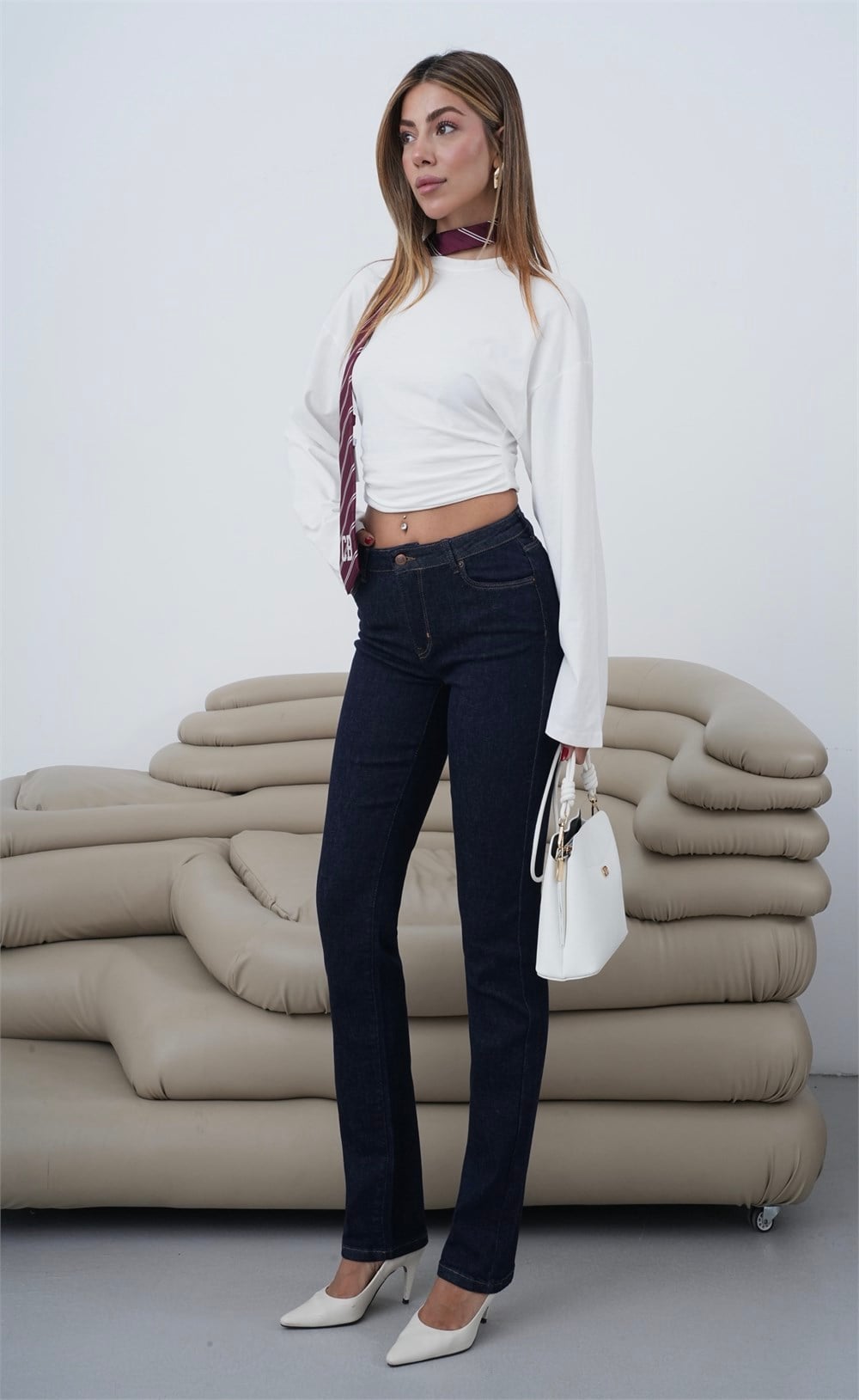 High Waist Classic Fit Rinse Women's Jeans - Lacarino Jeans - by Peralane - photo 2