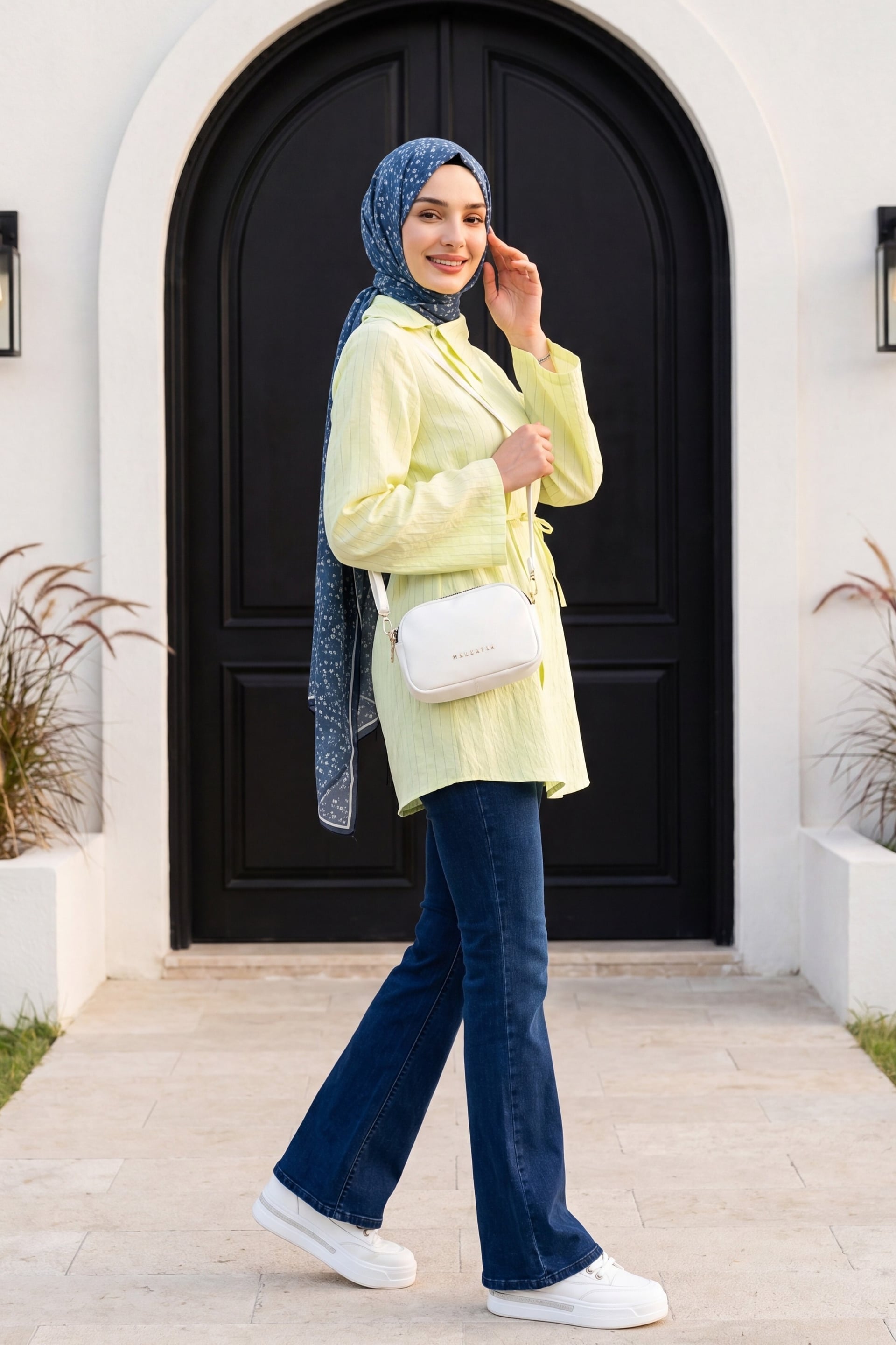 Side Collar Full-Button Striped Crinkle Tie Blouse - Light Yellow - Podyumplus - by Peralane - photo 4