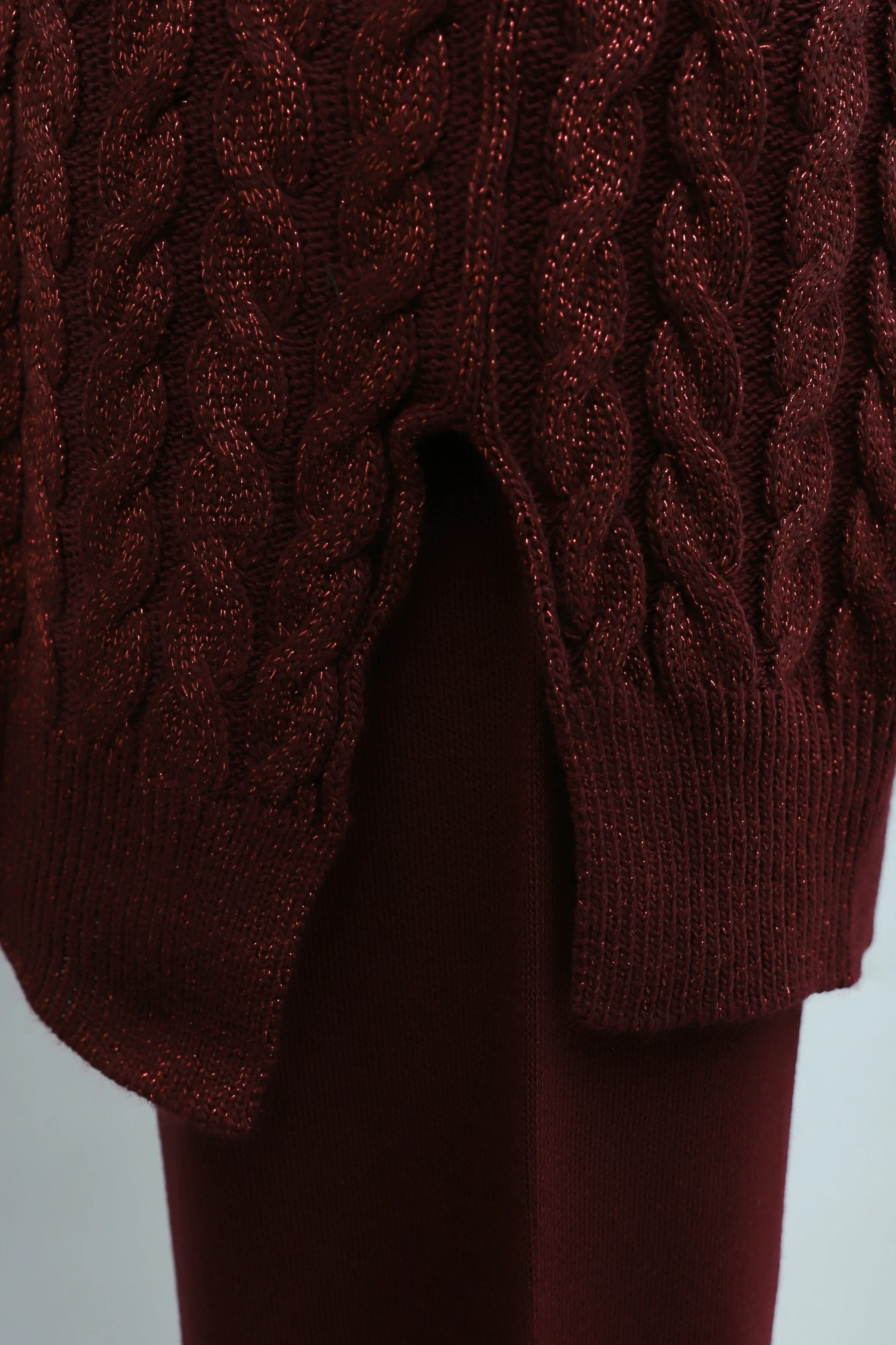 Half Collar Slit Shimmer Basket Knit Two-Piece Set - Bordeaux - Podyumplus - by Peralane - photo 8