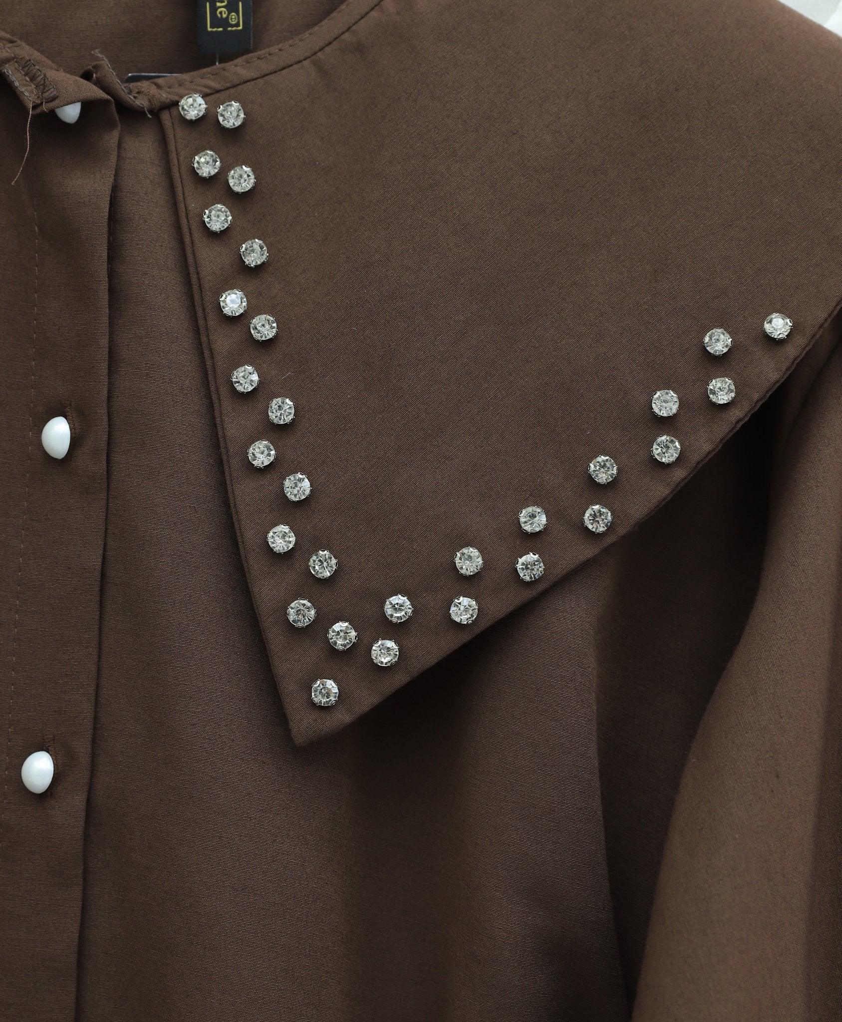 Wide Collar Studded Long-Sleeve Tie-Front Blouse - Brown - Podyumplus - by Peralane - photo 4