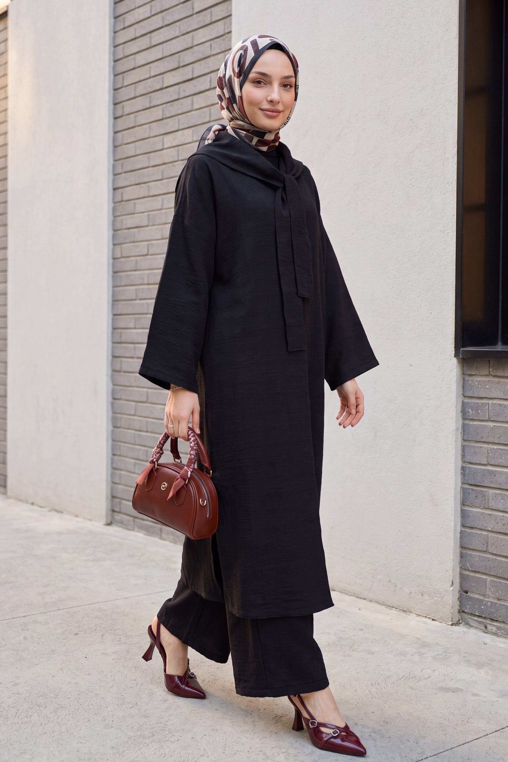 Black Linen Two-Piece Set with Deep Slits, Scarf Detail and Pockets - Podyumplus - by Peralane