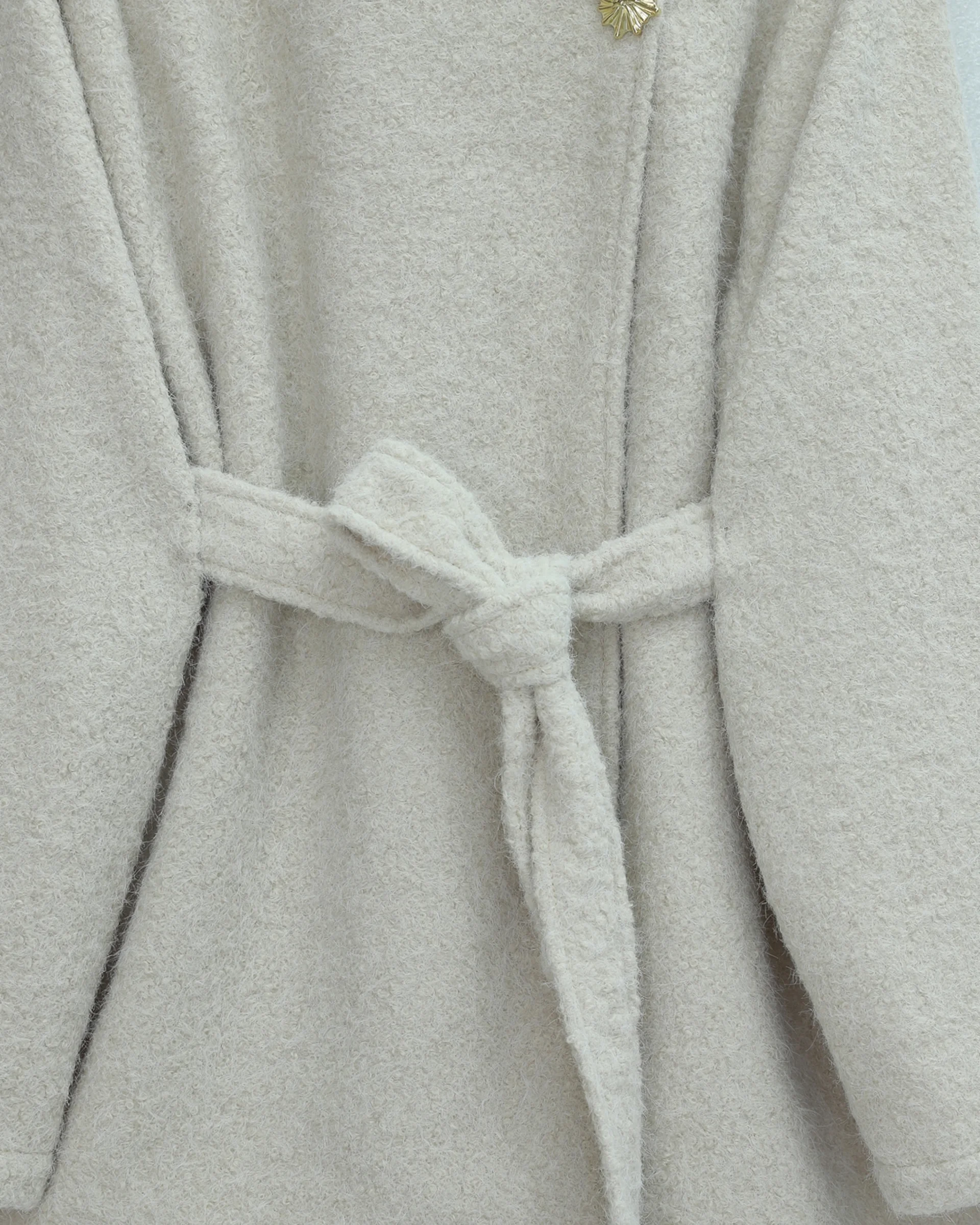 Lined Single-Button Belted Faux Fur Coat with Trousers in Cream - Podyumplus - by Peralane - photo 5