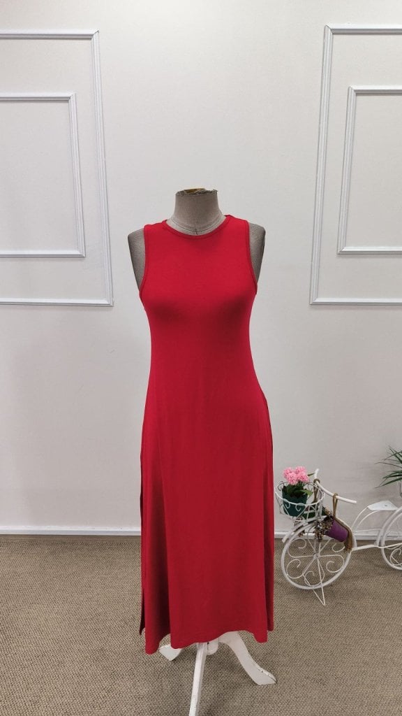 Women's Sleeveless Red Midi Dress with High Neckline and Flared Skirt - Janes - by Peralane - photo 4