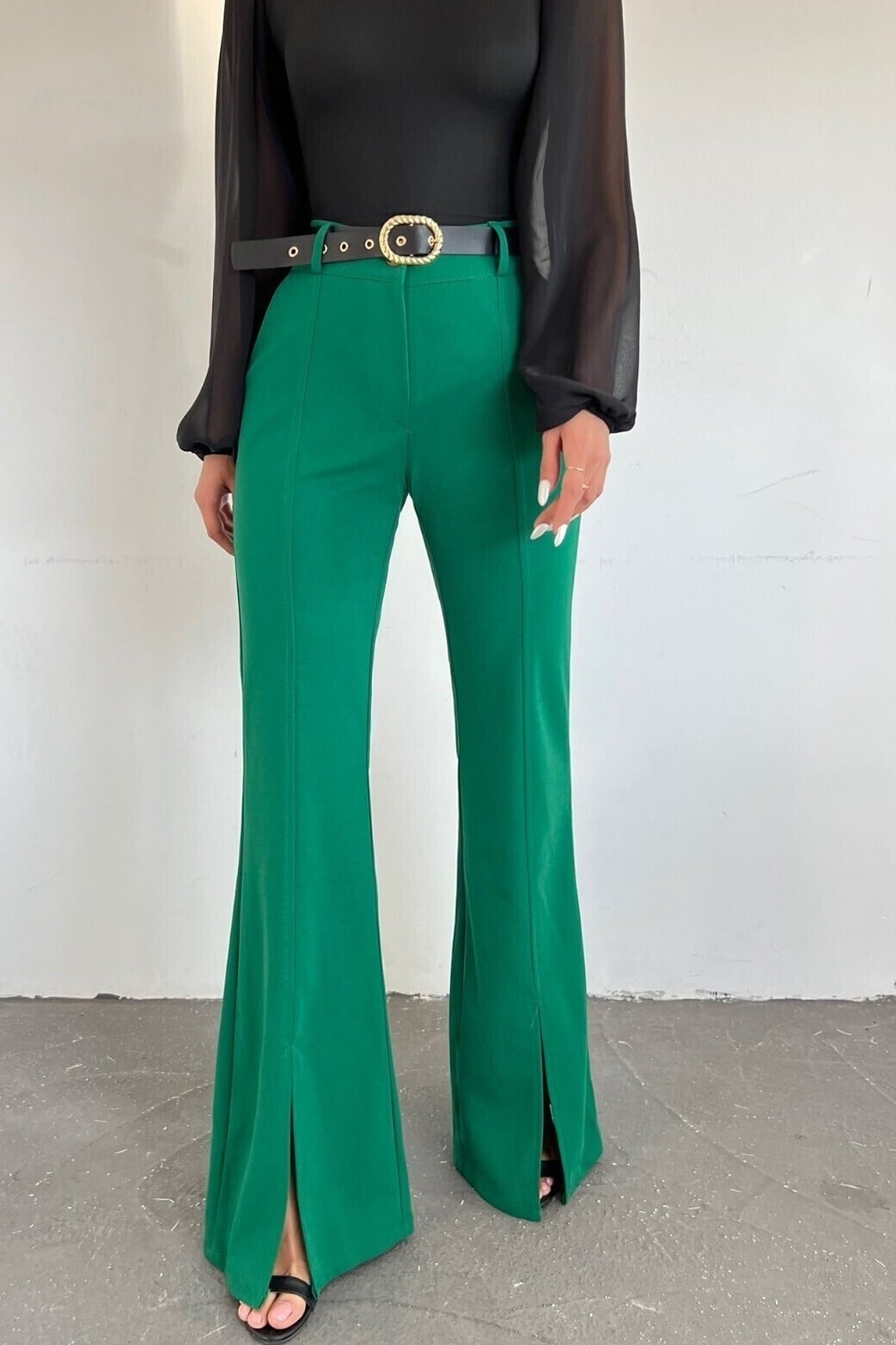 Green Flared High-Waist Trousers with Slit Hem and Belt - Podyumplus - by Peralane - photo 2