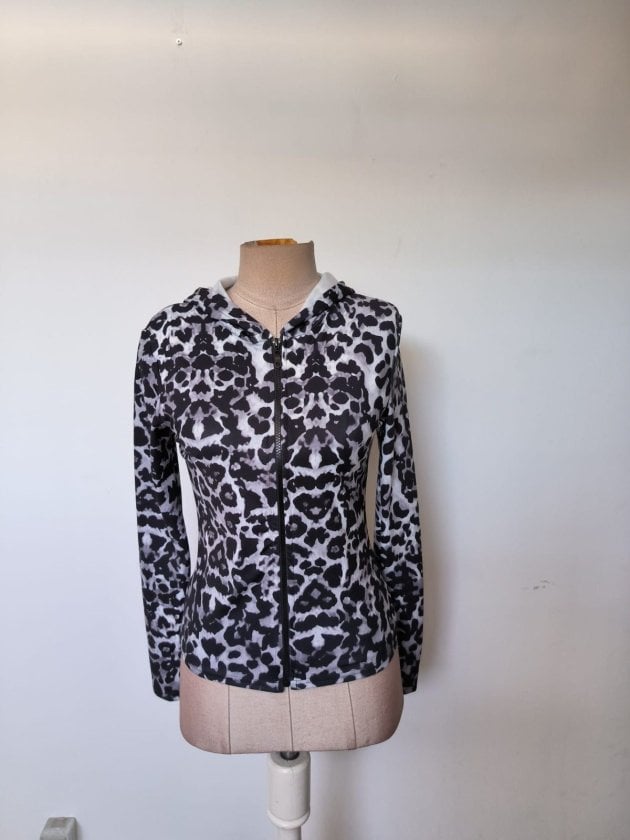 Women's Long Sleeve Hooded Zip-Up Leopard Print Brushed Knit Jacket - Janes - by Peralane - photo 4