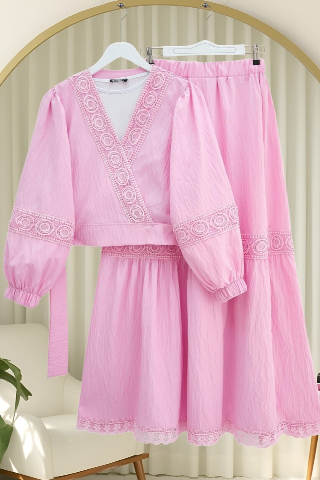 Lace Detailed Wrap Blouse and Crep Skirt Set - Pink - Podyumplus - by Peralane