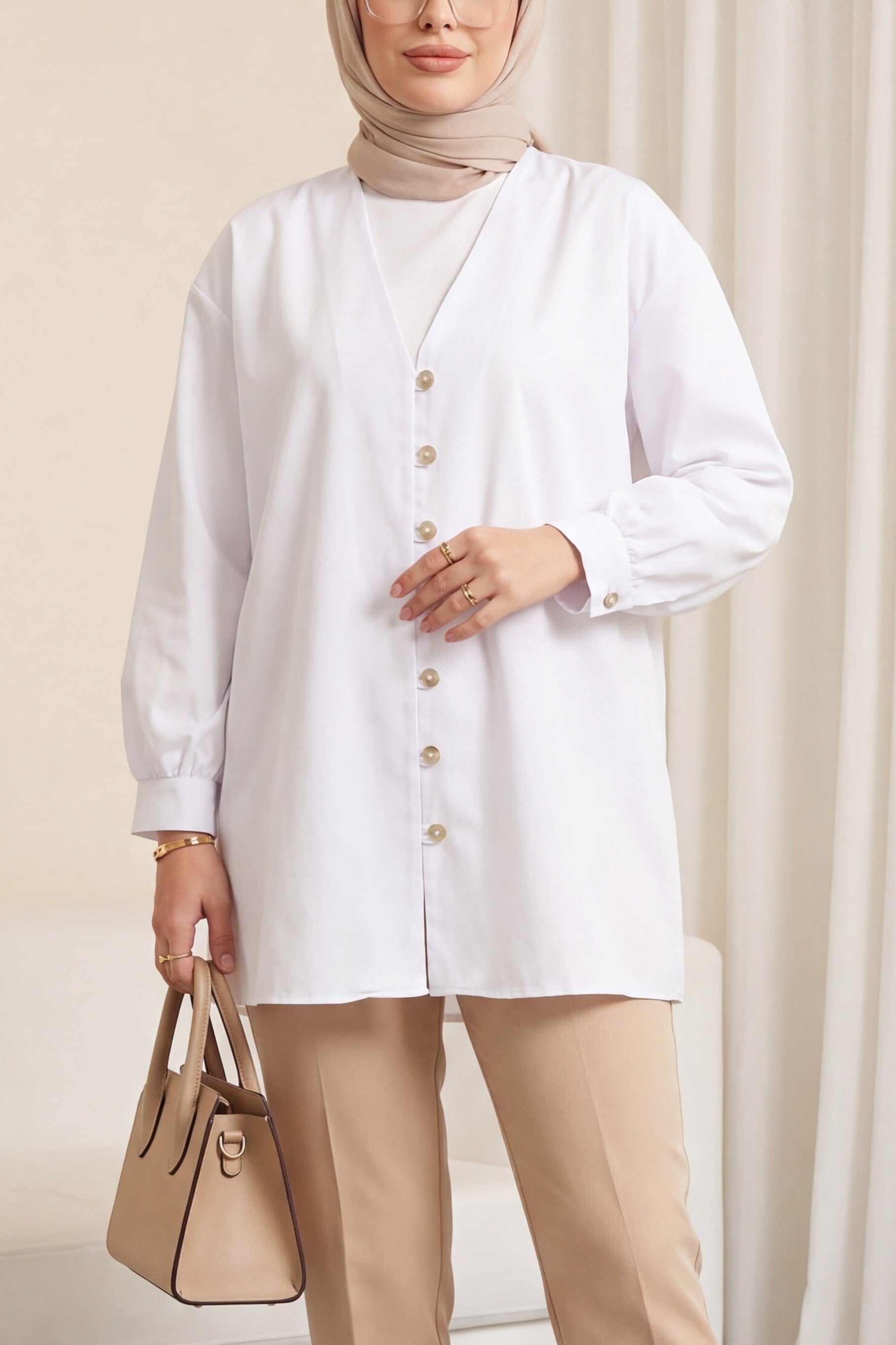 White V-Neck Poplin Shirt with Full Button Front - Podyumplus - by Peralane