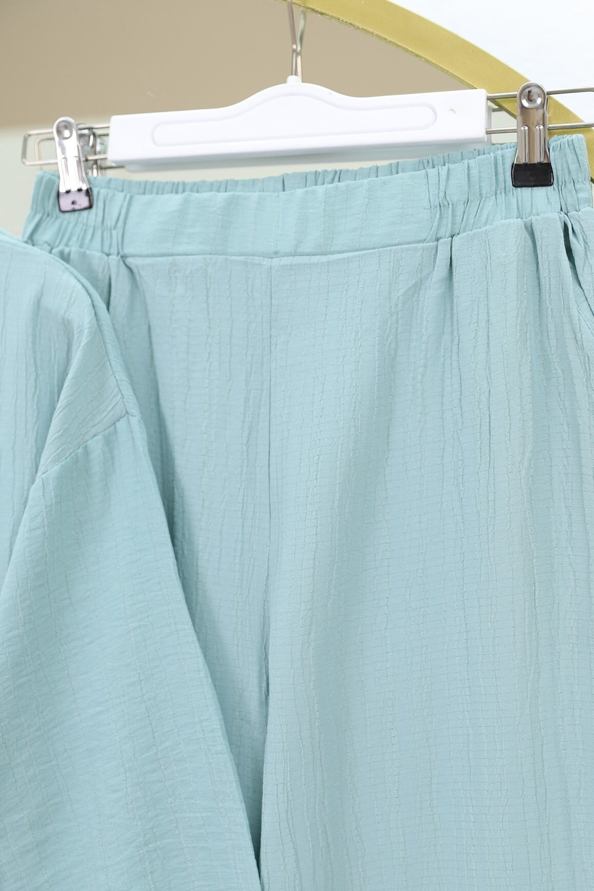 Crinkled Two-Piece Set with Tie-Front Jacket and Wide-Leg Trousers - Sea Green - Podyumplus - by Peralane - photo 6