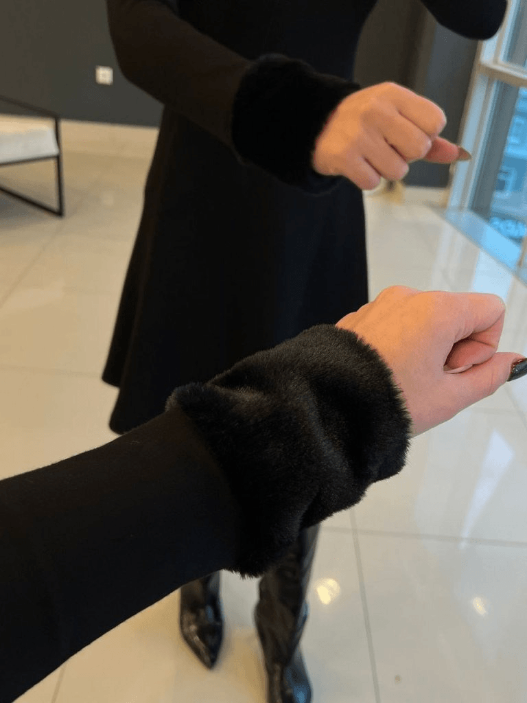 Women's Long Sleeve Faux Fur Collar Zip-Up Short Dress - Black - Janes - by Peralane - photo 10