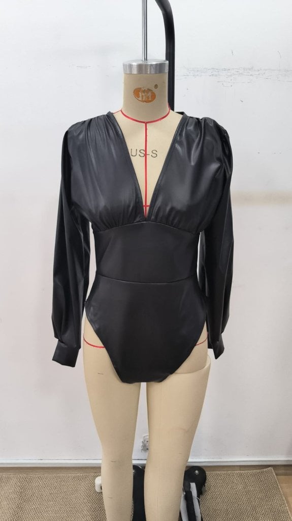Women's Long-Sleeved Deep V-Neck Faux Leather Bodysuit - Janes - by Peralane - photo 5