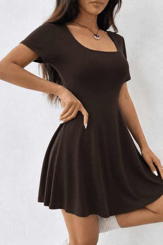 Women's Short Sleeve Square Neck Pocket Detail Knit Dress - Janes - by Peralane - photo 4