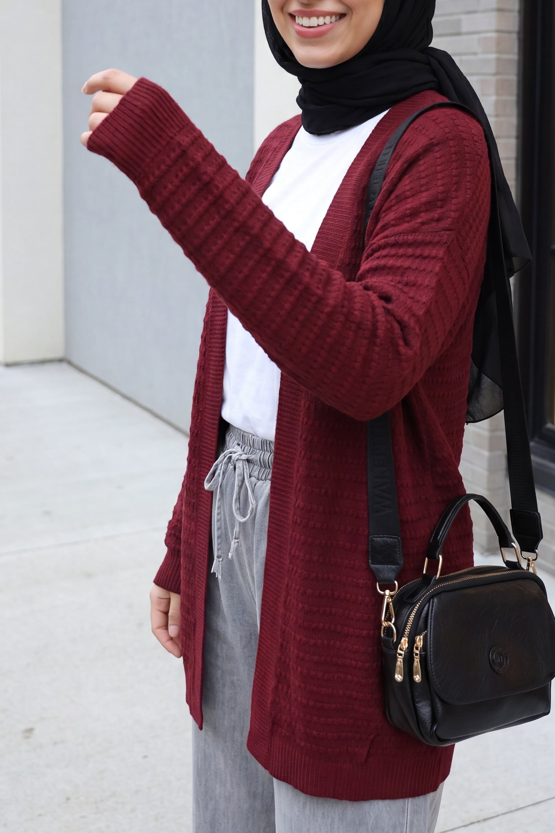 Pom Pom Trimmed Fine Knit Cardigan - Burgundy - Podyumplus - by Peralane - photo 2