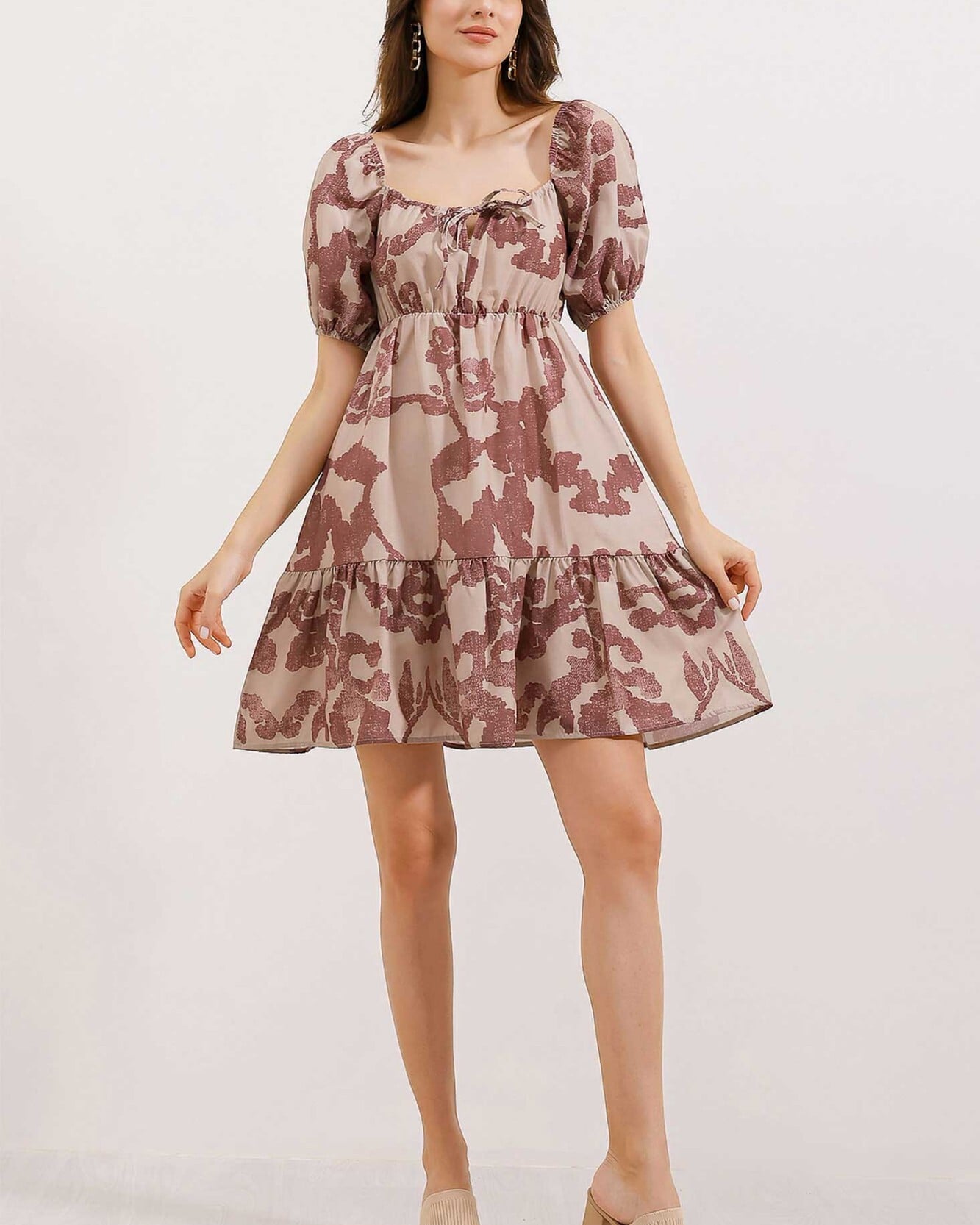 Flared Poplin Dress with Square Neck and Tie Detail in Taupe - Bigdart - by Peralane - photo 2