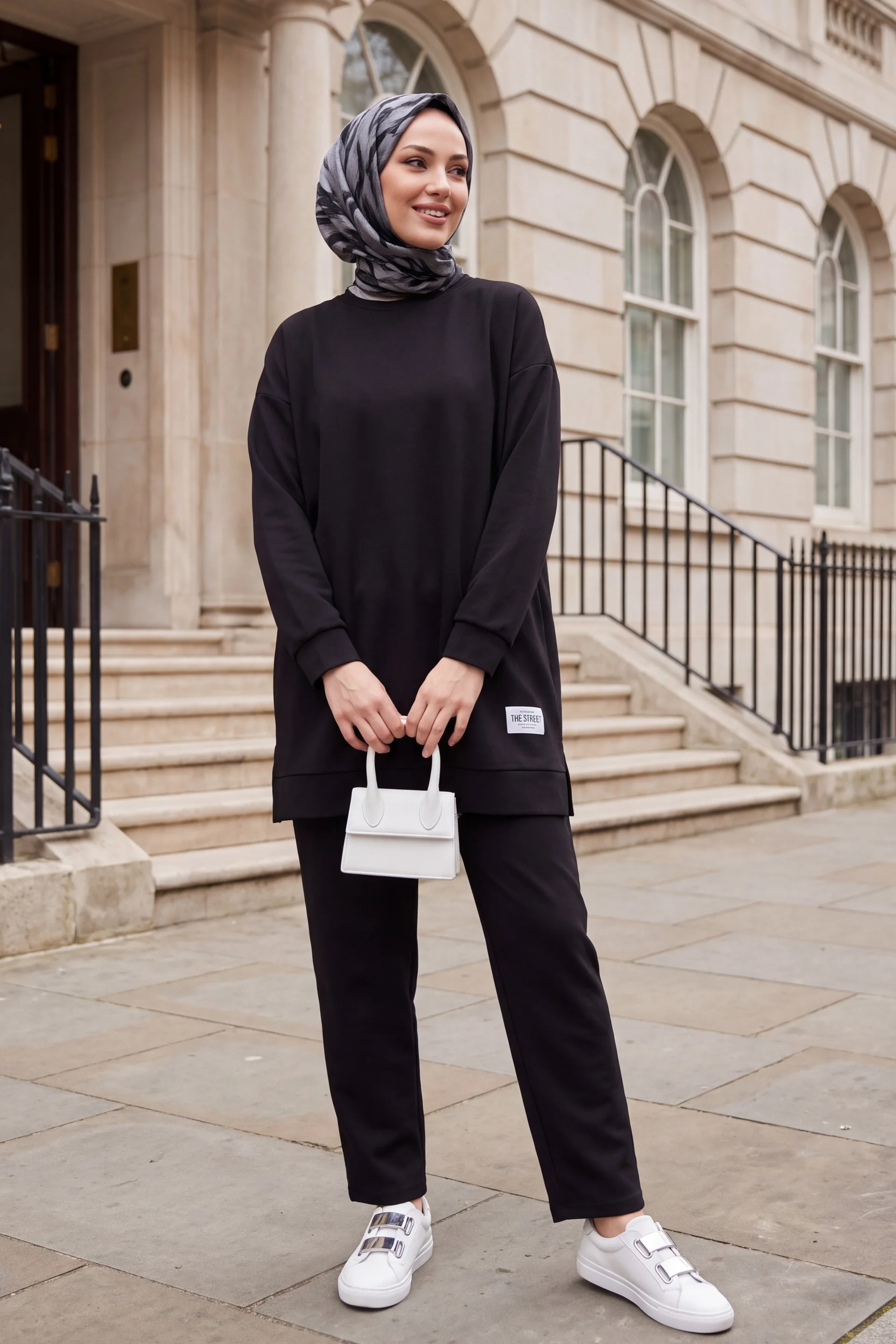 Women's Round Neck Long Back Top and Pants Set with Pockets - Black - Podyumplus - by Peralane - photo 2