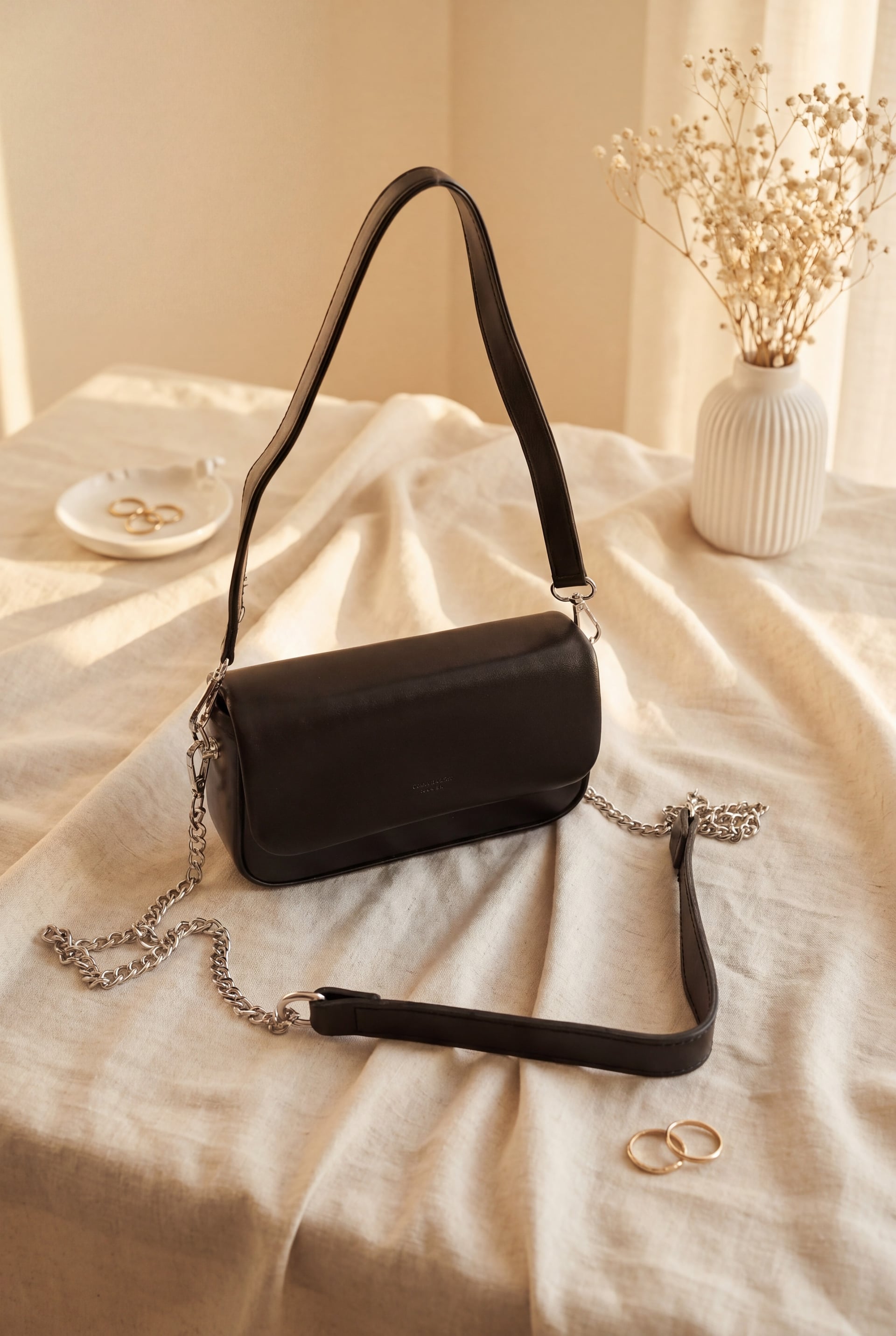 Black Box Bag with Detachable Dual Straps and Magnetic Flap - Podyumplus - by Peralane