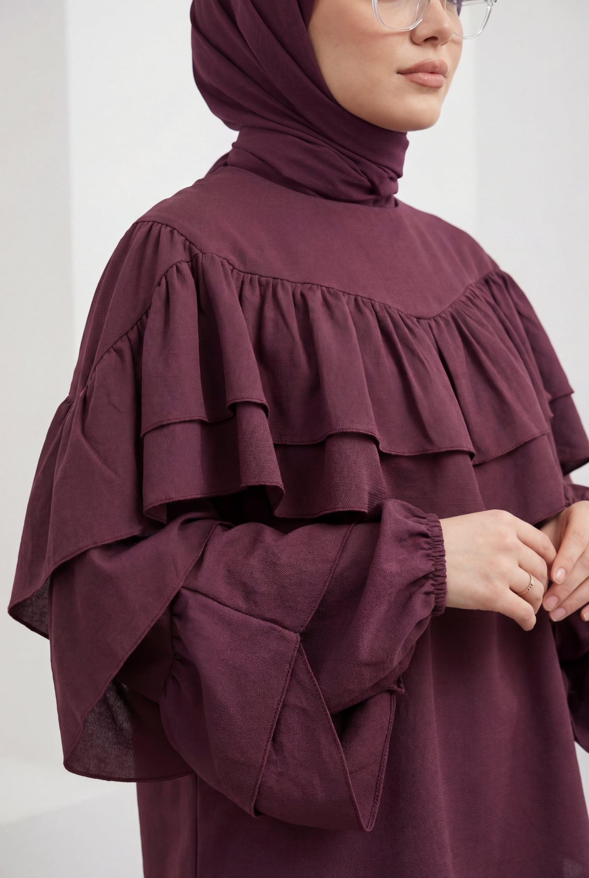 Plum Long-Sleeved Ruffle Blouse with Elasticated Cuffs - Podyumplus - by Peralane - photo 5