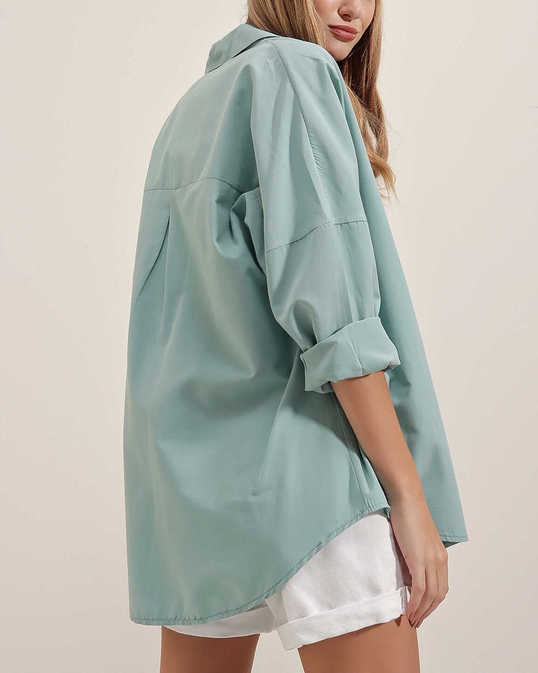 Oversize Long Basic Shirt - Light Mint Green - Bigdart - by Peralane - photo 3