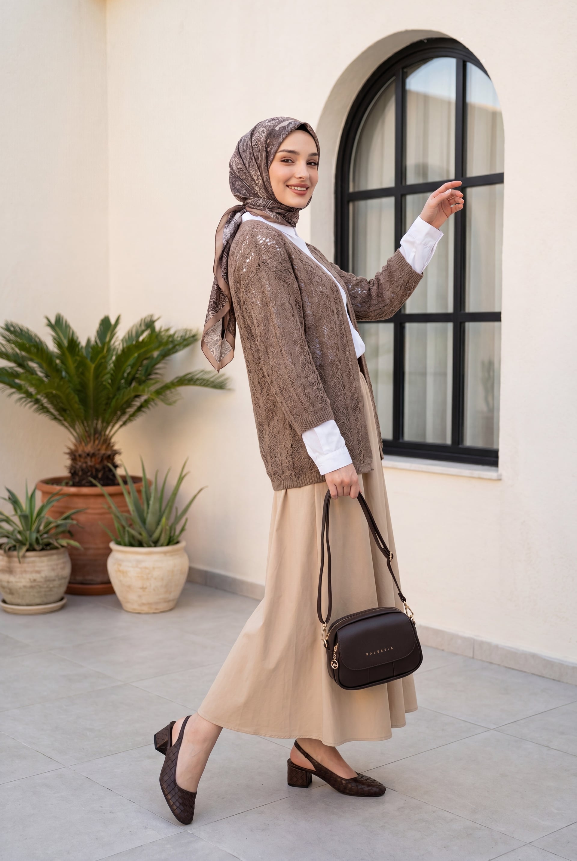 Half-Sleeve Openwork Short Cardigan - Brown - Podyumplus - by Peralane - photo 4