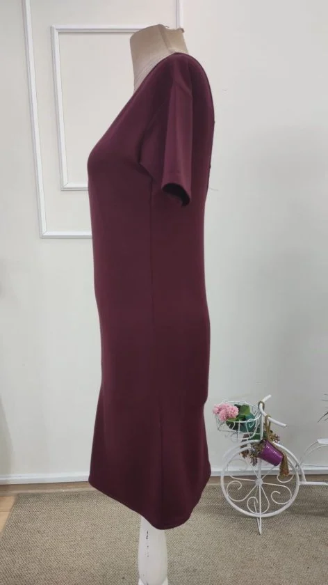 Women's Short-Sleeved V-Neck Knit Dress with Lace Back Detail - Janes - by Peralane - photo 6