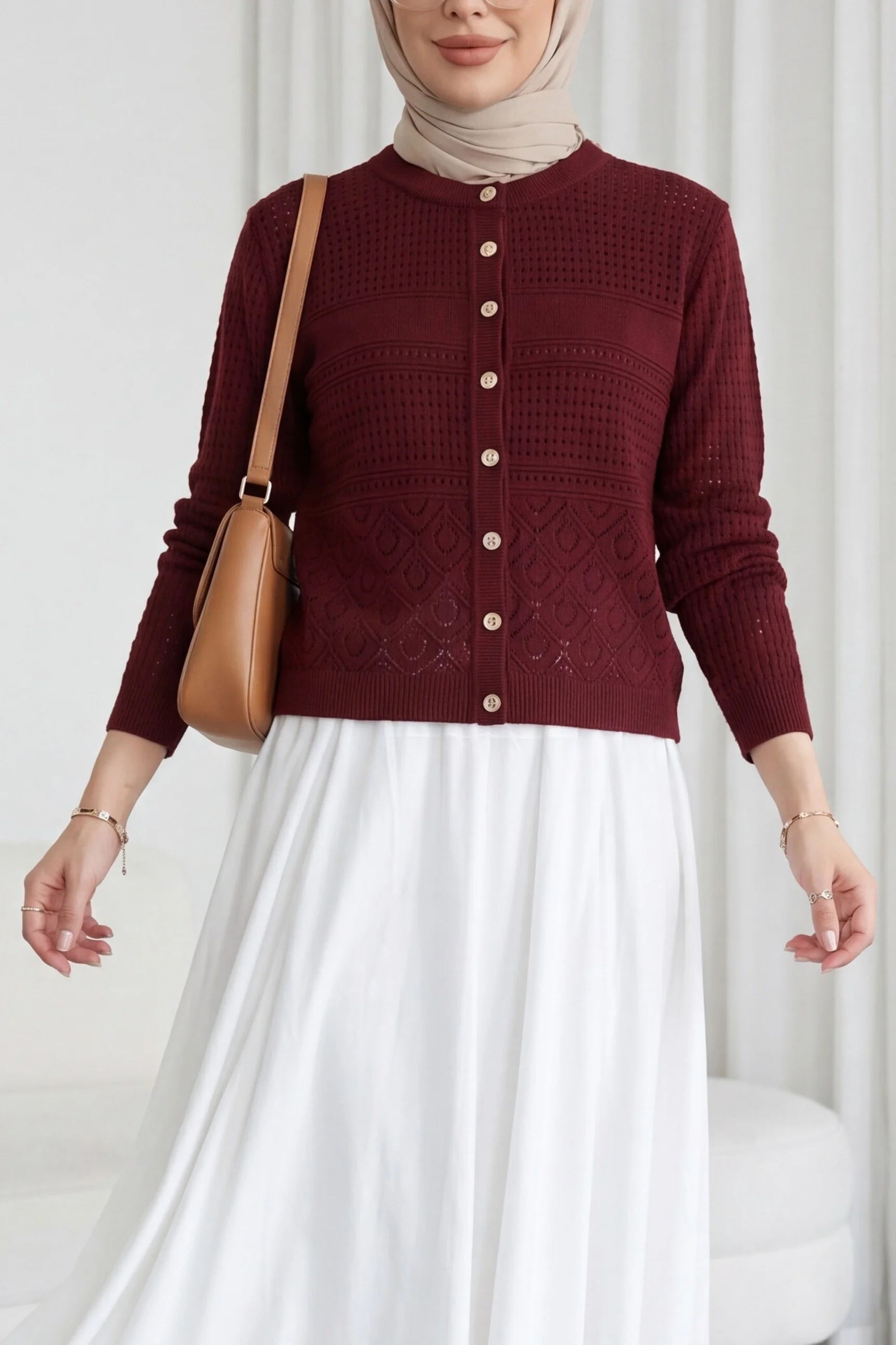 Round Neck Buttoned Knit Cardigan - Maroon - Podyumplus - by Peralane