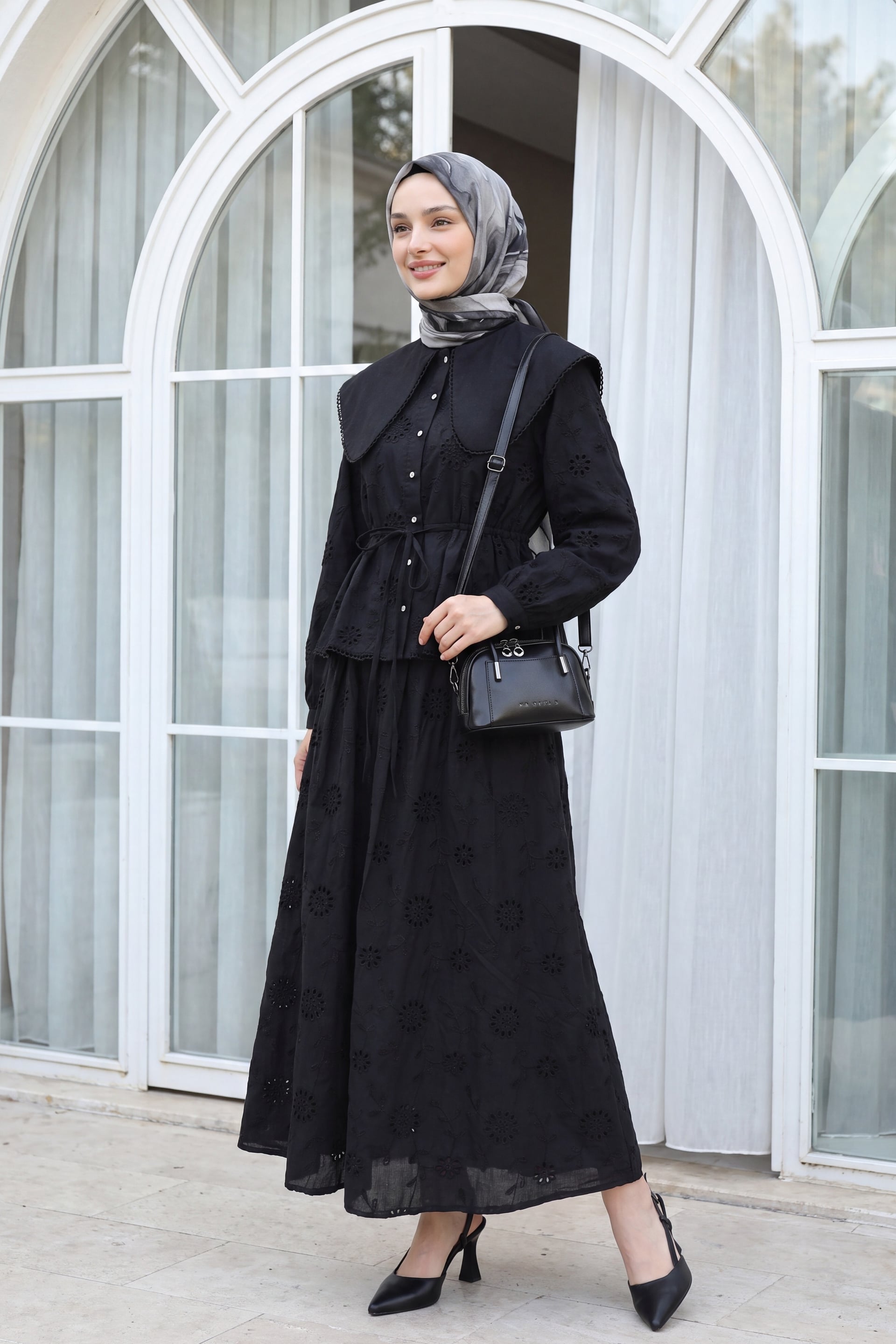 Bebe Collar Embroidered Linen Look Two Piece Set - Black - Podyumplus - by Peralane - photo 4