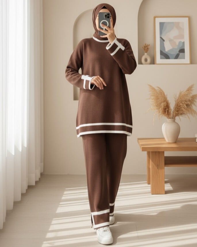Two-Piece Brown Striped Knit Lounge Set with Tunic and Wide-Leg Trousers - Podyumplus - by Peralane - photo 2