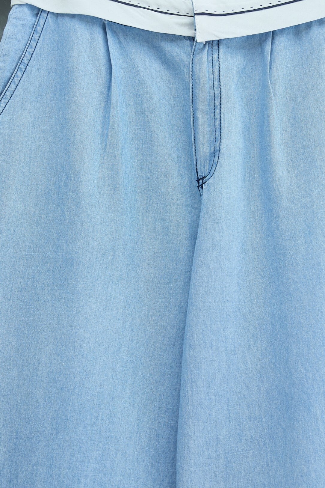Light Blue High-Waist Wide-Leg Denim Trousers with Belt Detail - Podyumplus - by Peralane - photo 11