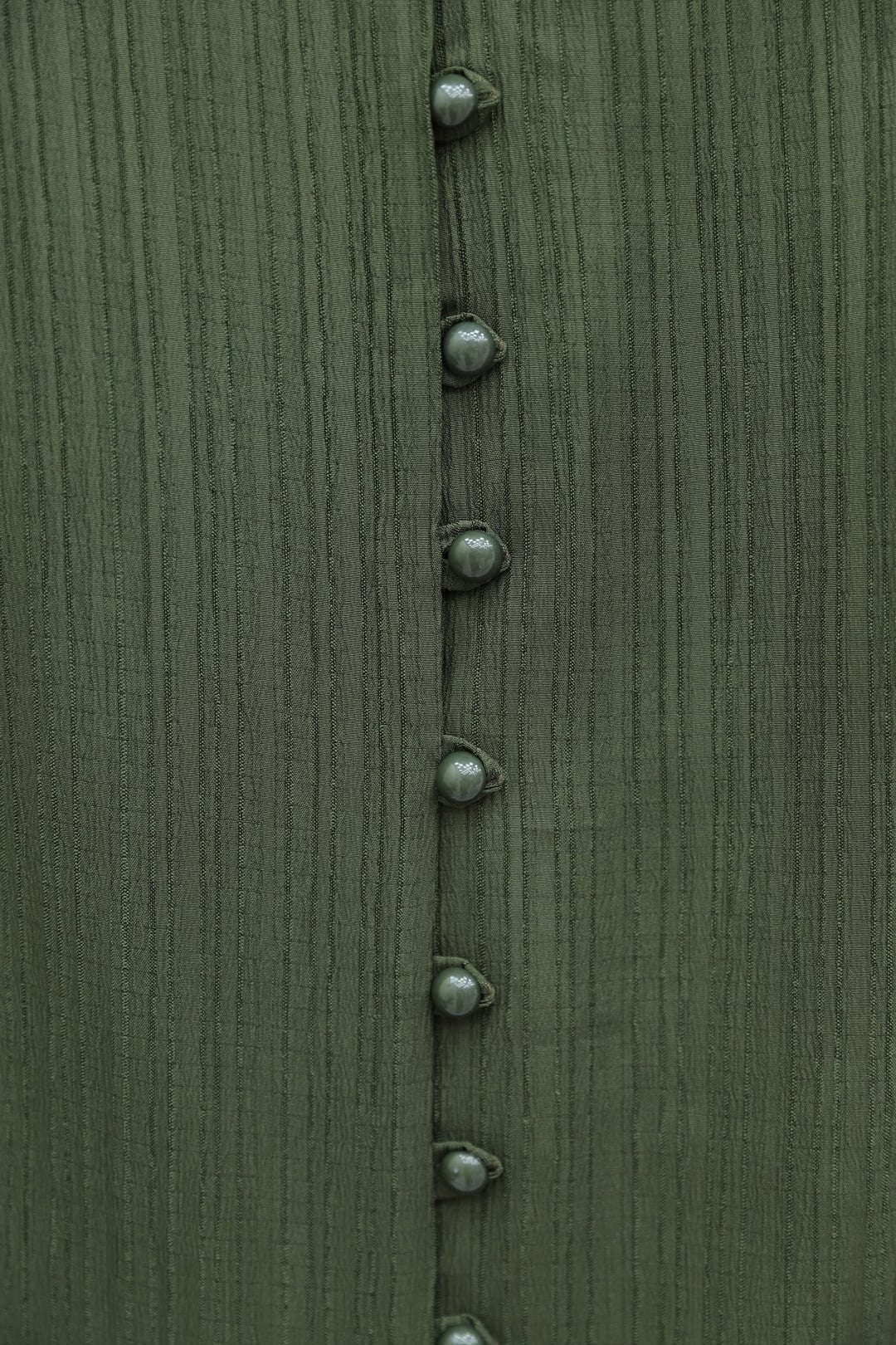 Top Button V-Neck Jacquard Crinkle Tunic - Khaki - Podyumplus - by Peralane - photo 5