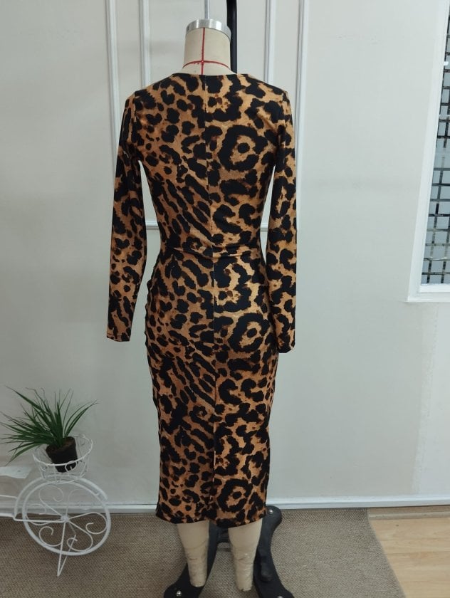Women's Long-Sleeved Leopard Print Midi Dress with Lace Trim - Janes - by Peralane - photo 5