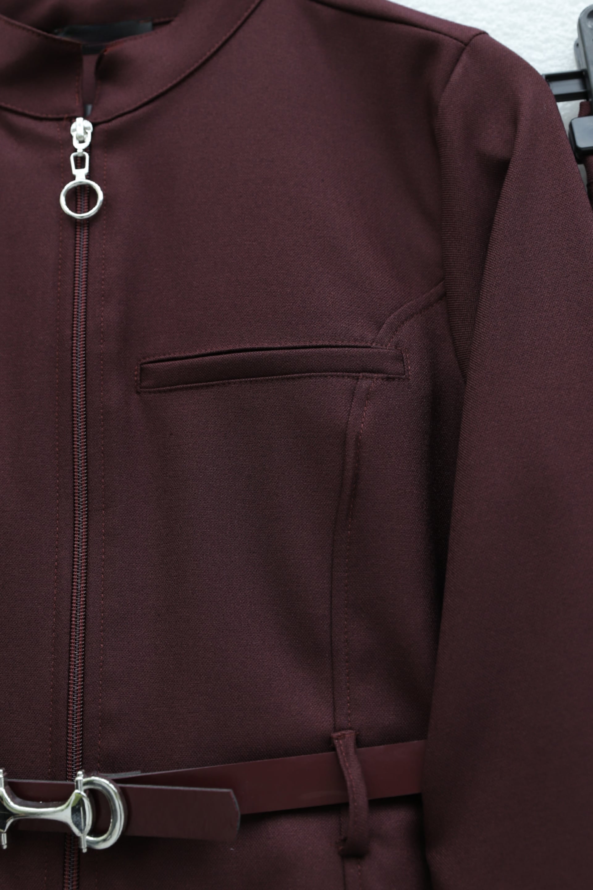 Zip-Front Pocket Detail Belted Skirt Suit Set in Burgundy - Podyumplus - by Peralane - photo 8