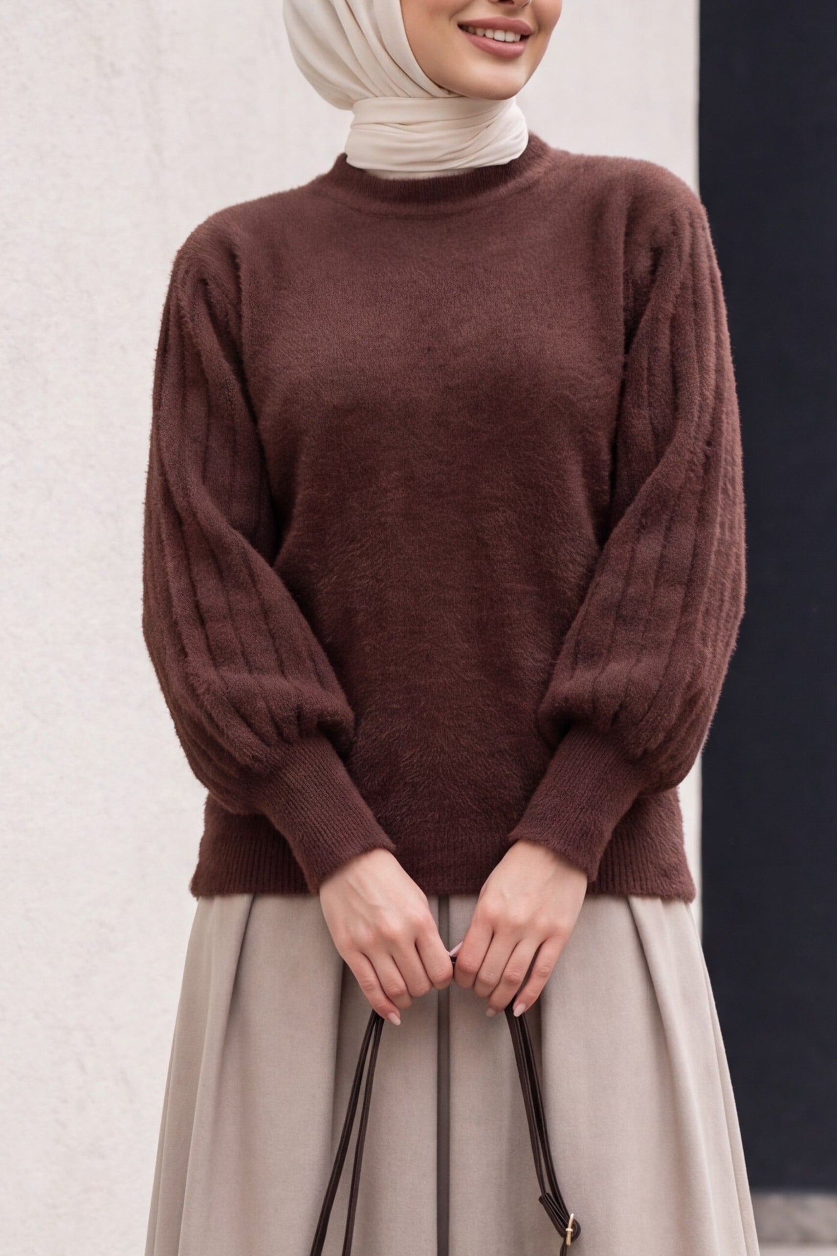 Women's Brown Oversize Balloon Sleeve Knit Sweater - Bigdart - by Peralane