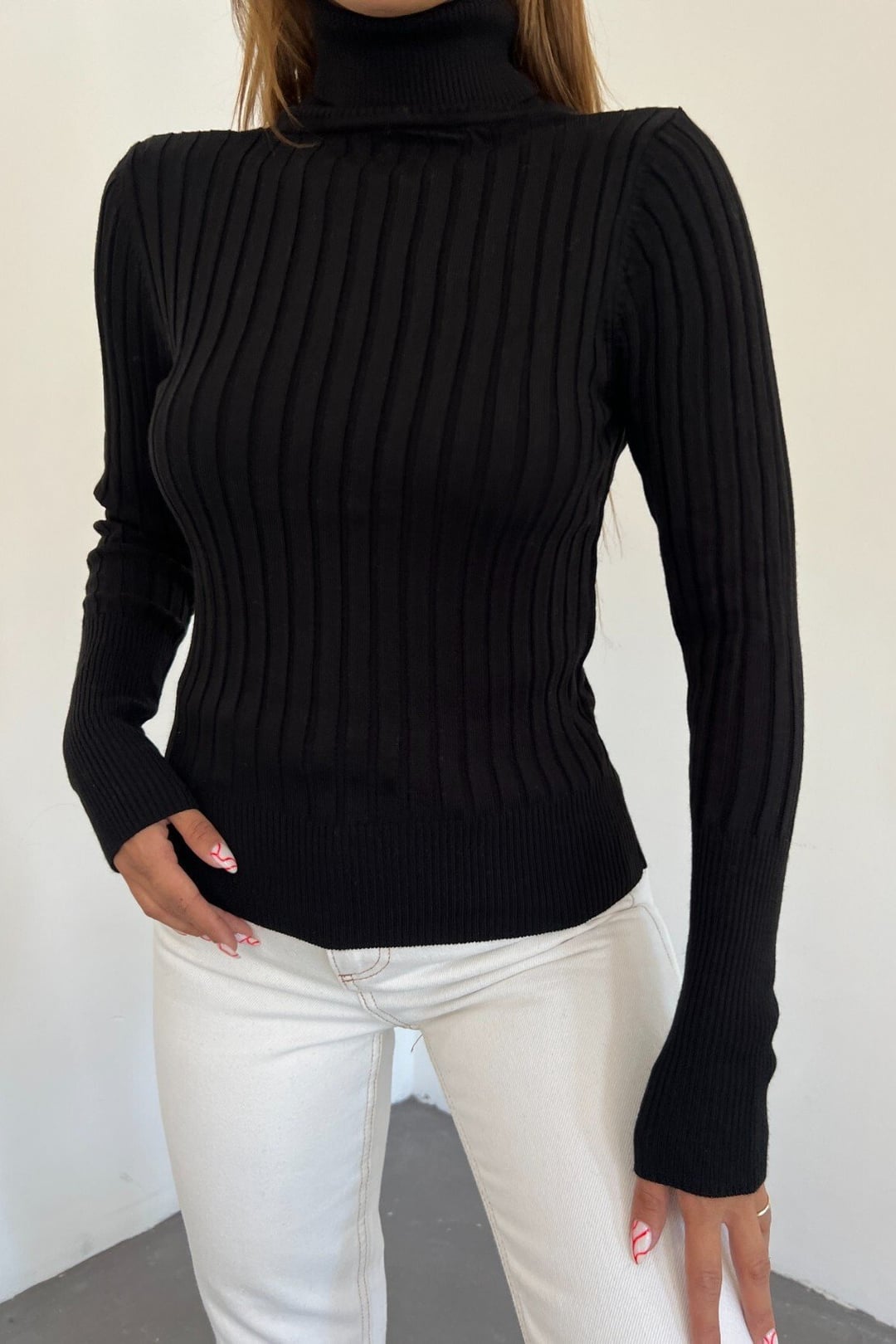 Black Ribbed Turtleneck Knit Sweater - Podyumplus - by Peralane