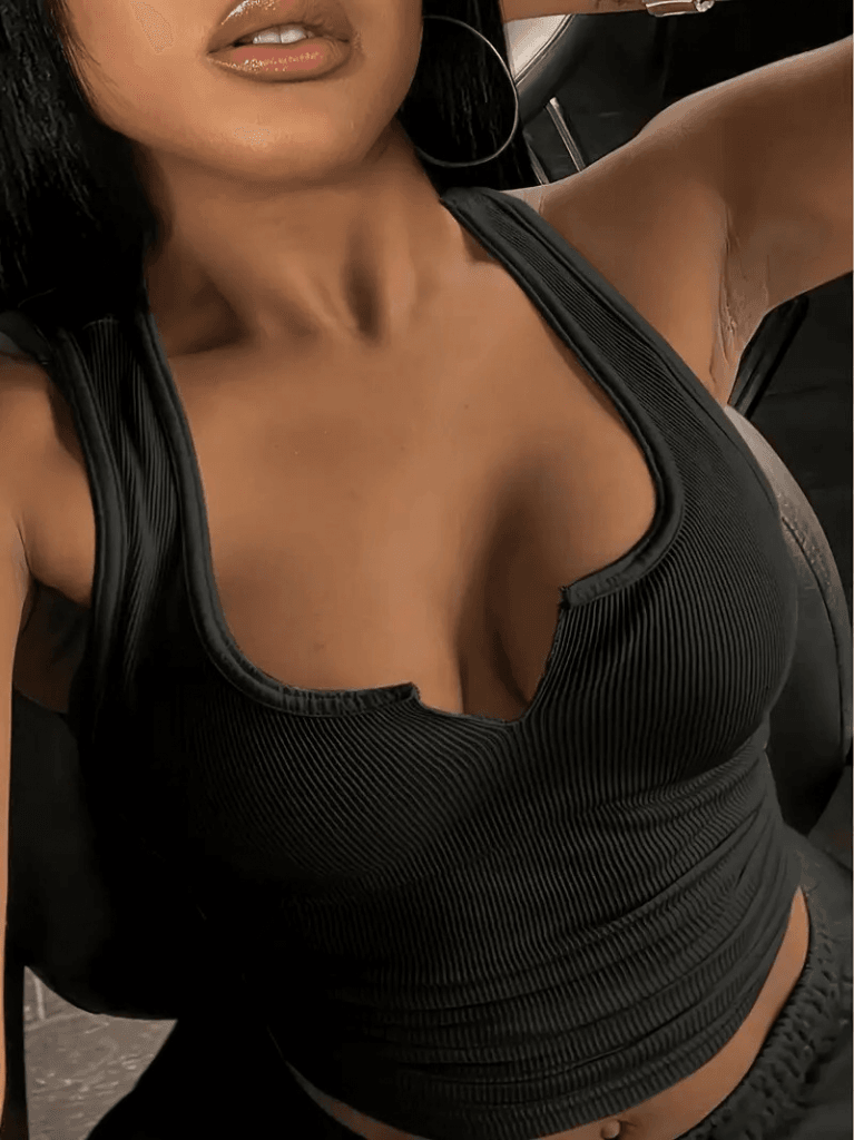Women's Black Ribbed V-Neck Sleeveless Tank Top - Janes - by Peralane - photo 2