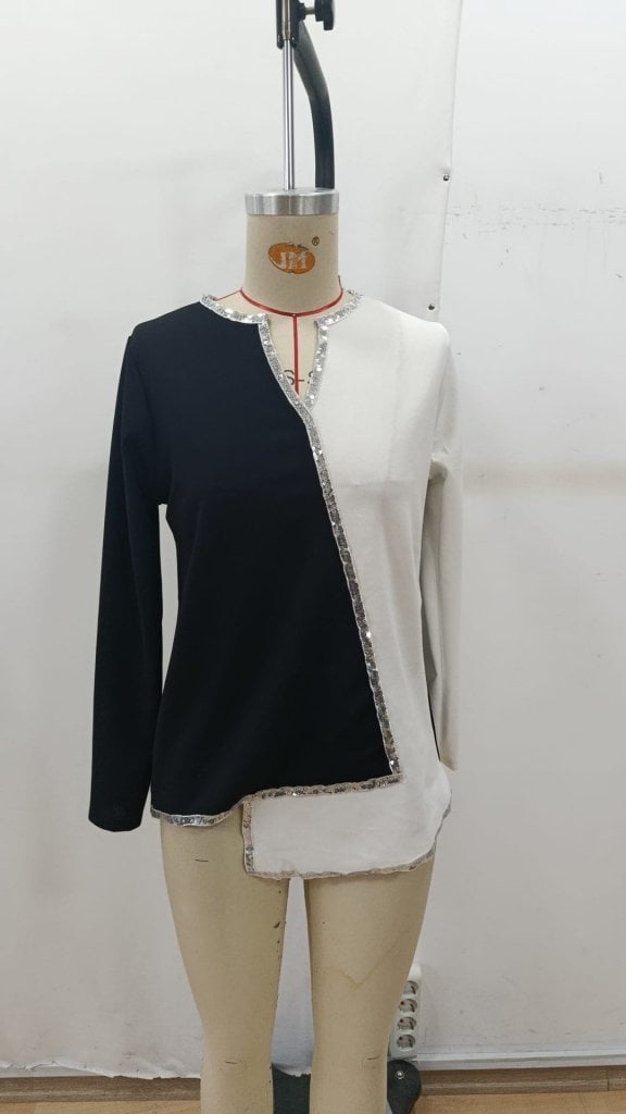 Women's Long-Sleeve V-Neck Sequin Trim Crepe Blouse - Janes - by Peralane - photo 5