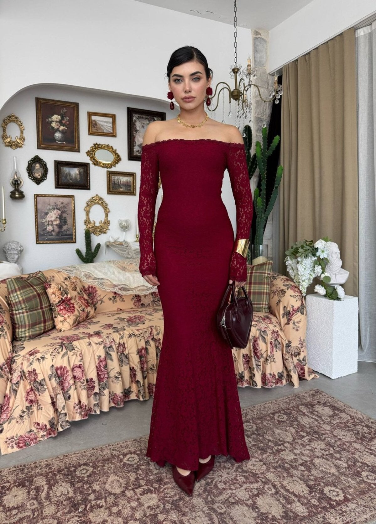 Verun Off-Shoulder Lace Dress in Burgundy - Etika - by Peralane - photo 4
