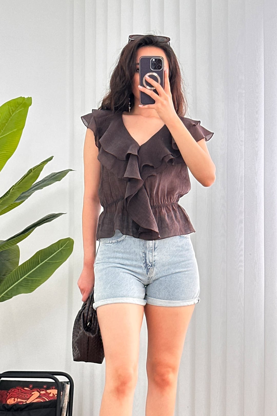 Cascading Ruffle V-Neck Brown Blouse with Tie Front - Lustri̇n - by Peralane - photo 4