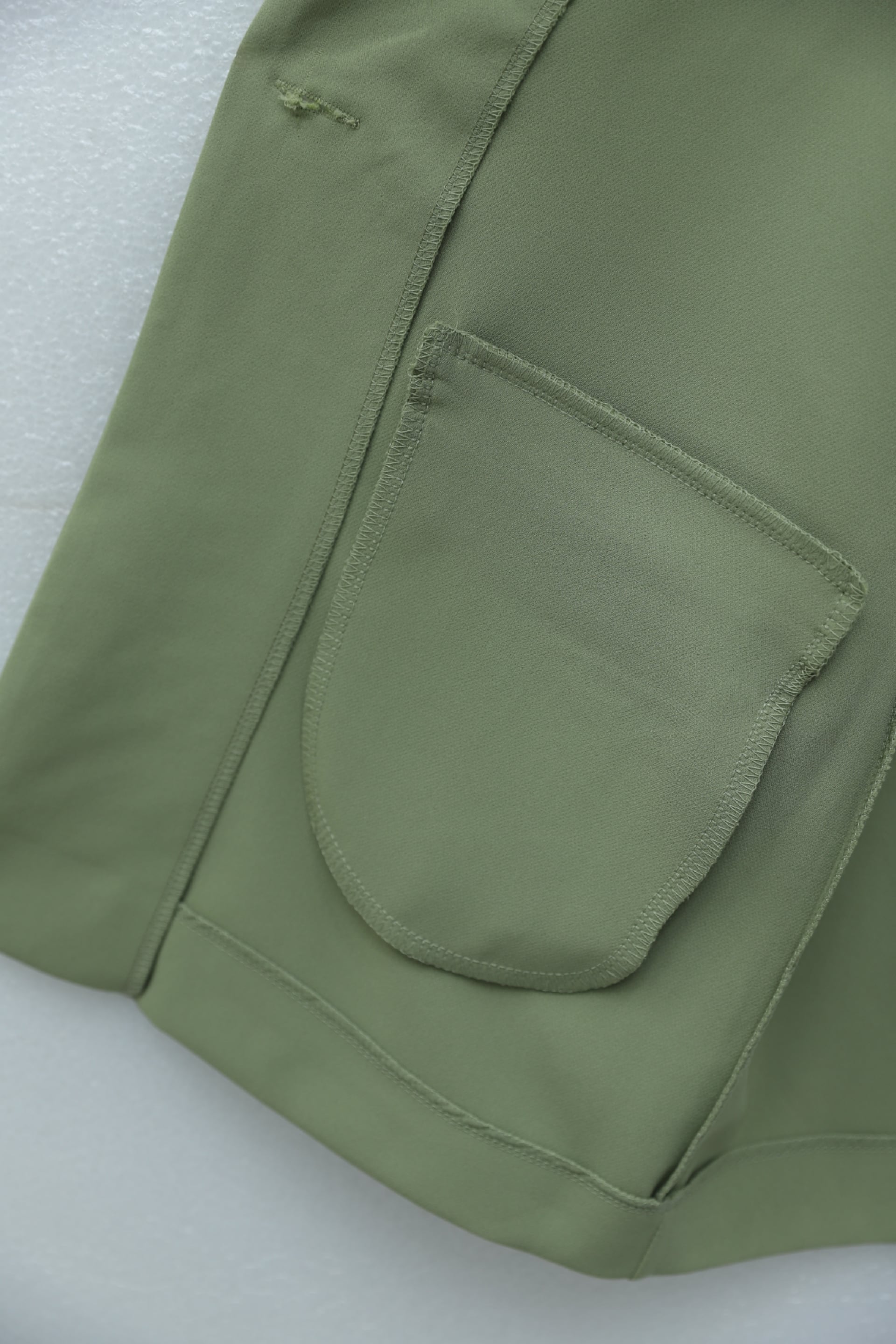 Women's Single-Breasted Notch Lapel Jacket with Pockets - Light Olive - Podyumplus - by Peralane - photo 4