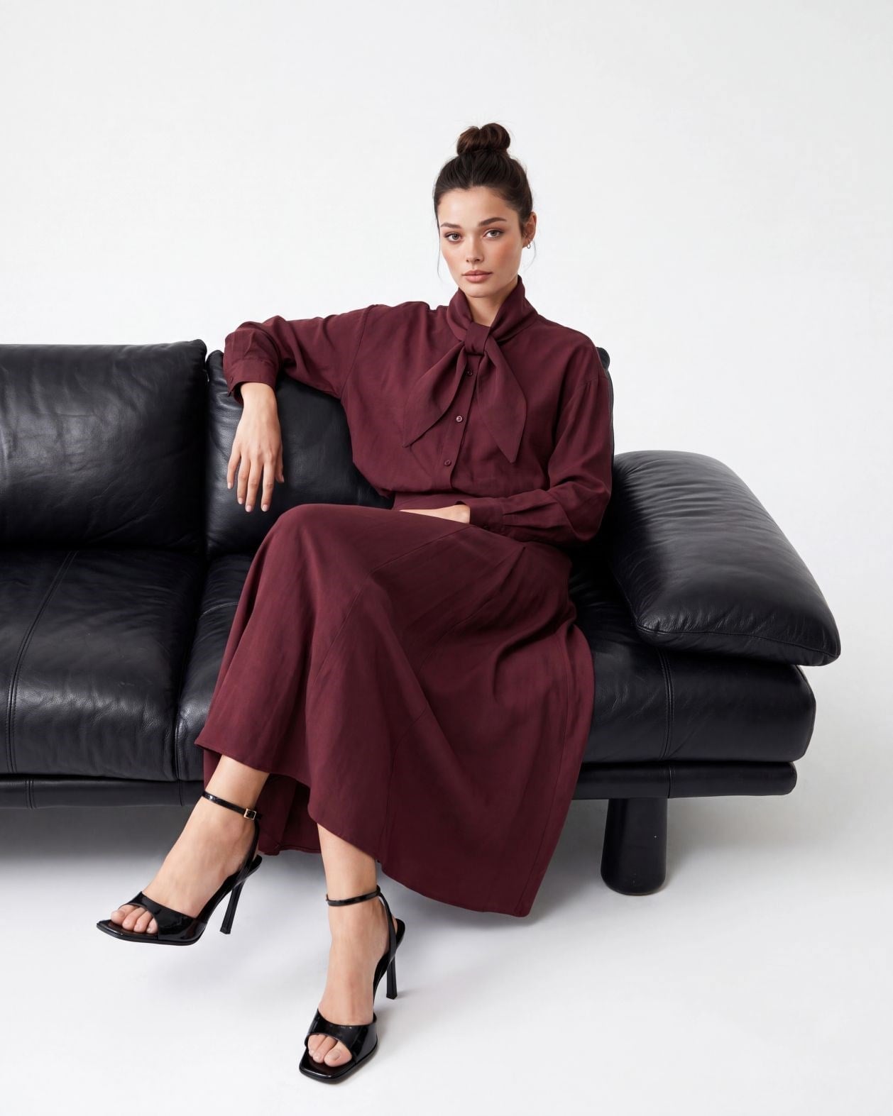 Burgundy Tie-Neck Pleated Dress Set - Fame - by Peralane - photo 4